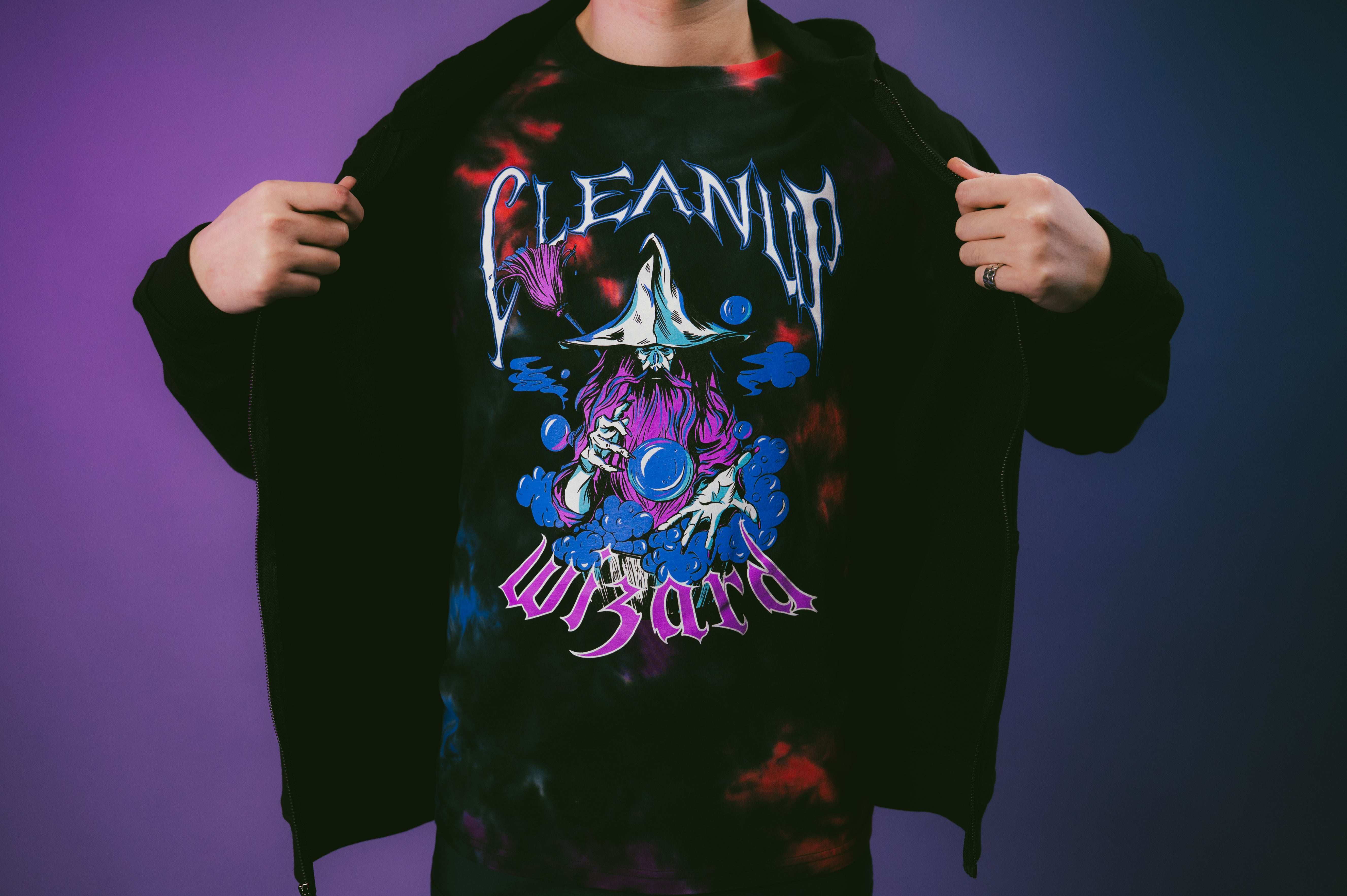 Model: Victor, Size: Medium, Height: 6’/183cm@expand#color_tie-dye