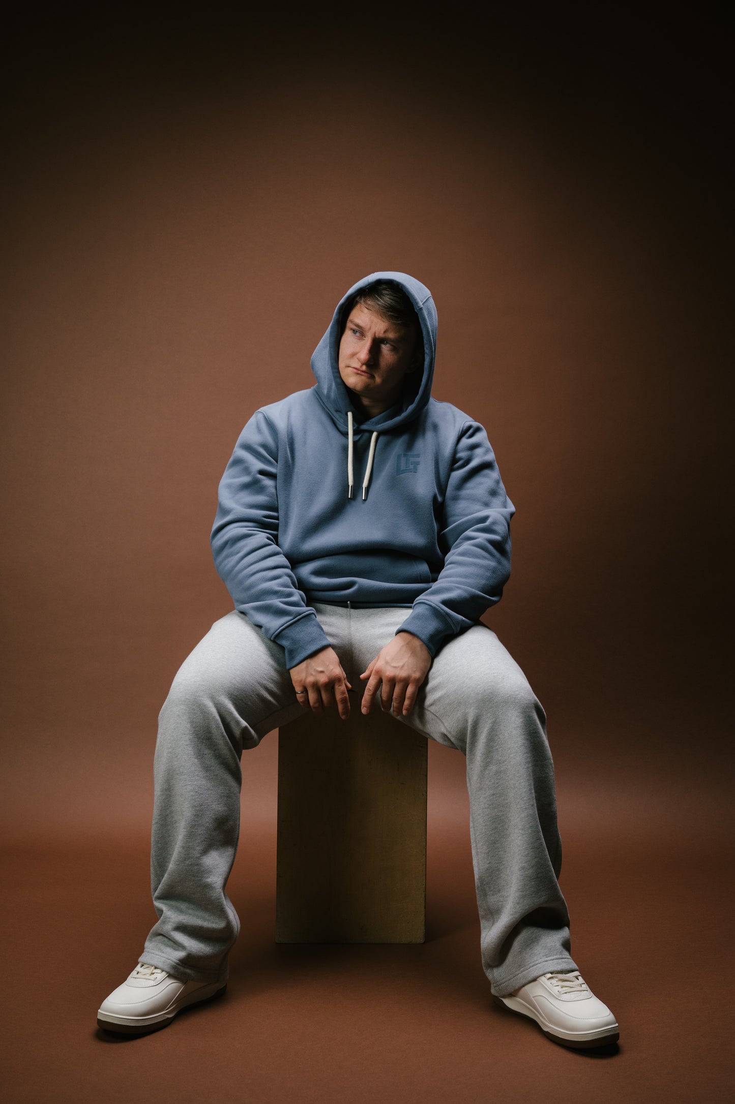 Model: Thomas S, Size: Large, Height: 5’9”/175cm