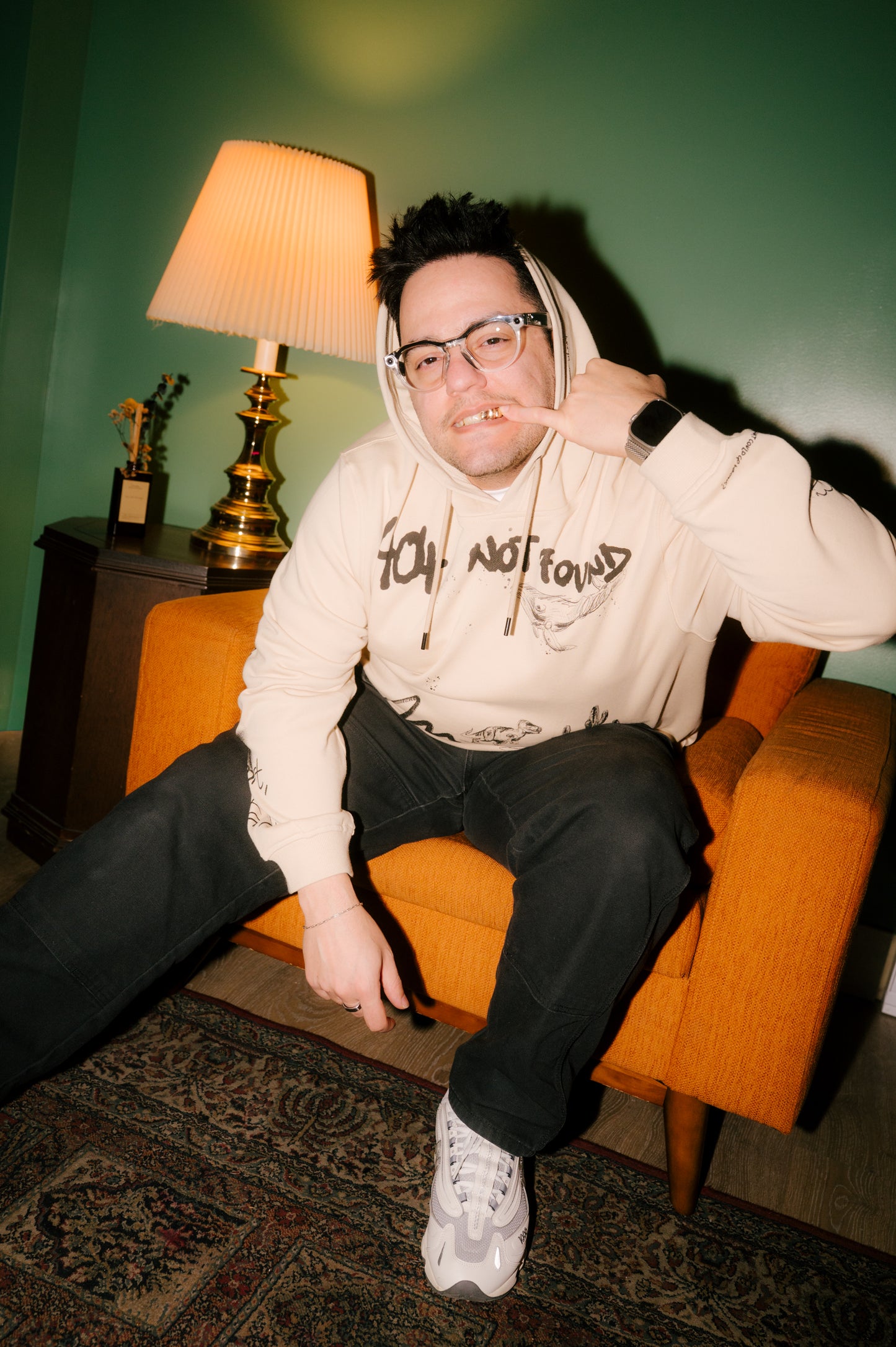 Model: Shahrad, Size: XX-Large, Height: 5’11”/180cm