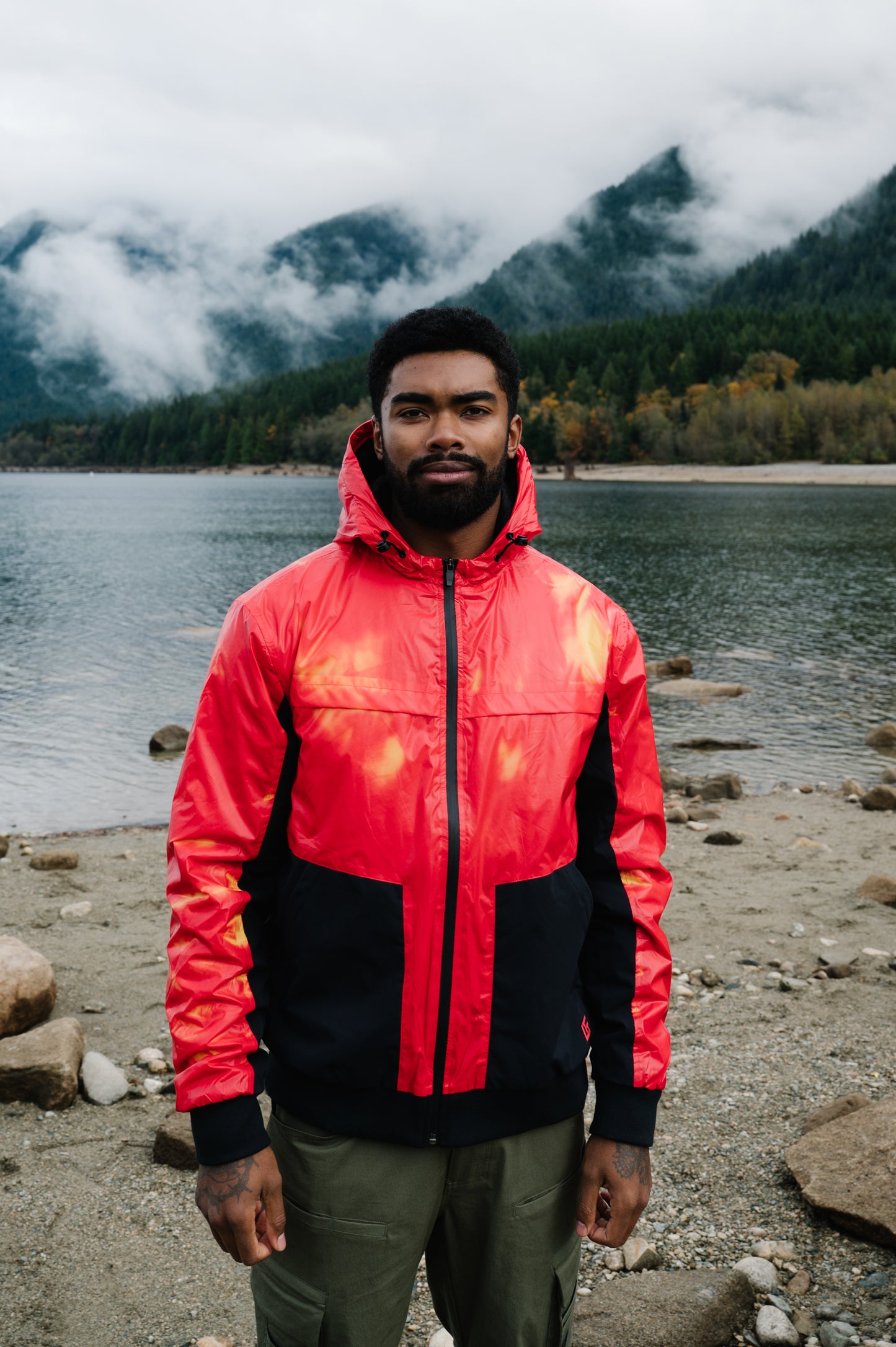 Model: Will, Size: Medium, Height: 5’10”/179cm