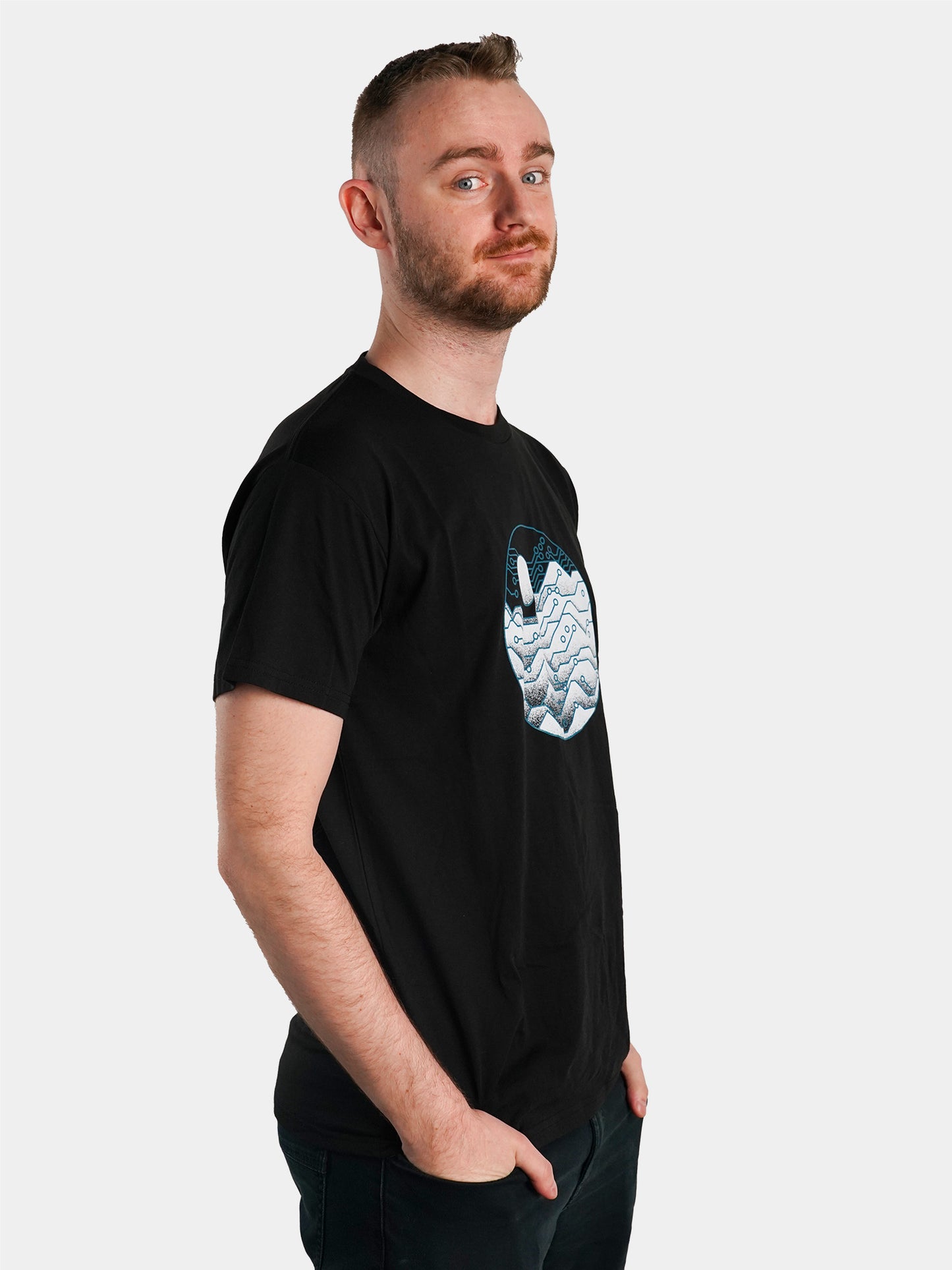 Model: Jadeon, Size: Large, Height: 6’4”/193cm
