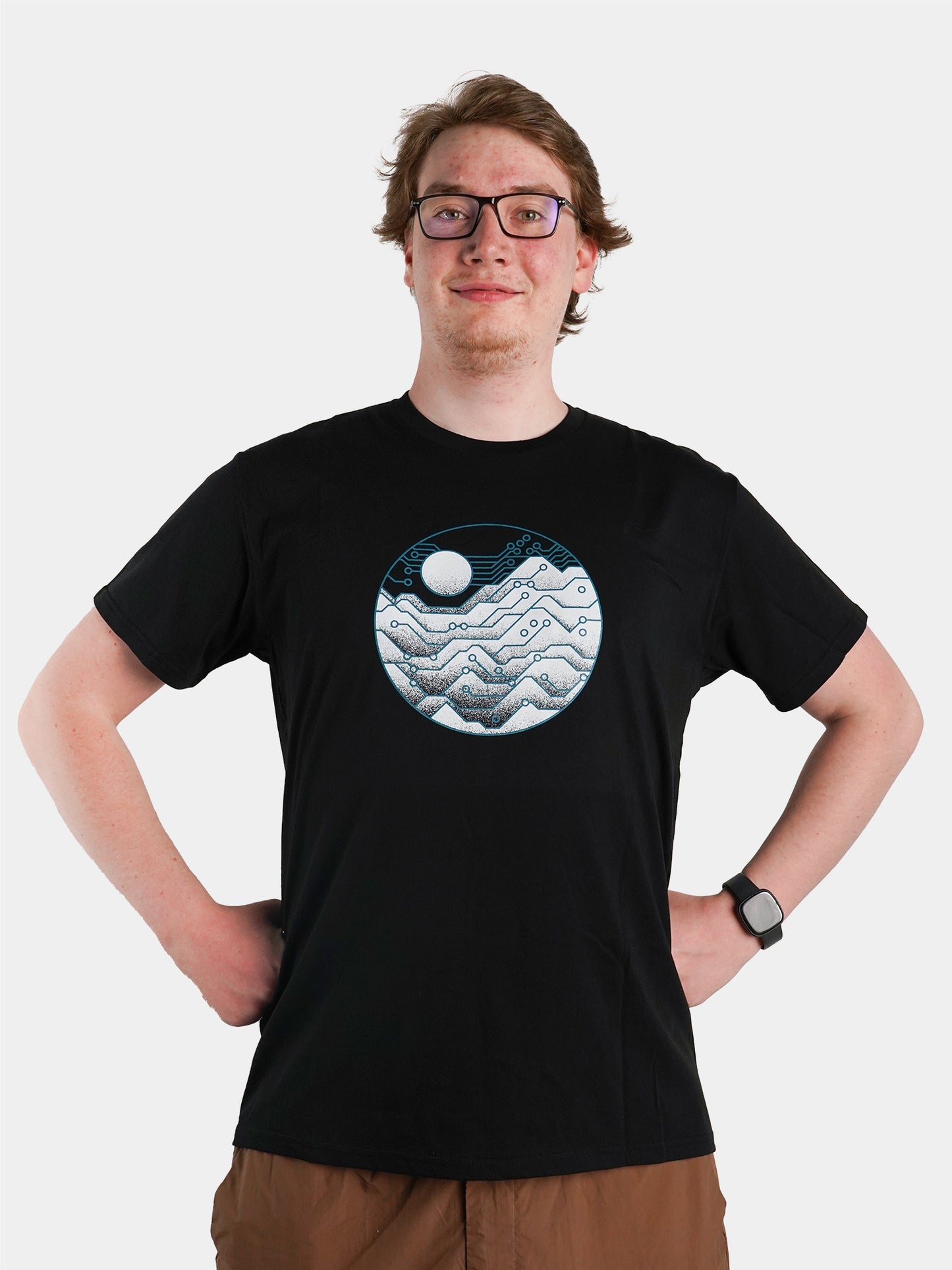 Model: Konrad, Size: X-Large, Height: 6’7”/200cm