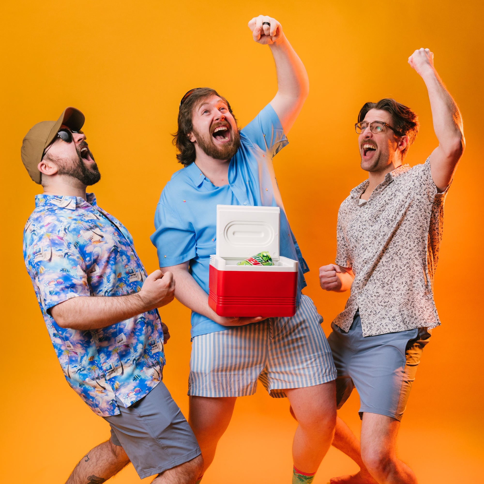 Model: Plouffe, Size: Large, Height: 5’7”/170cm, Model: Adam S, Size: X-Large, Height: 6’/183cm, Model: Riley, Size: Medium, Height: 6’1”/185cm
