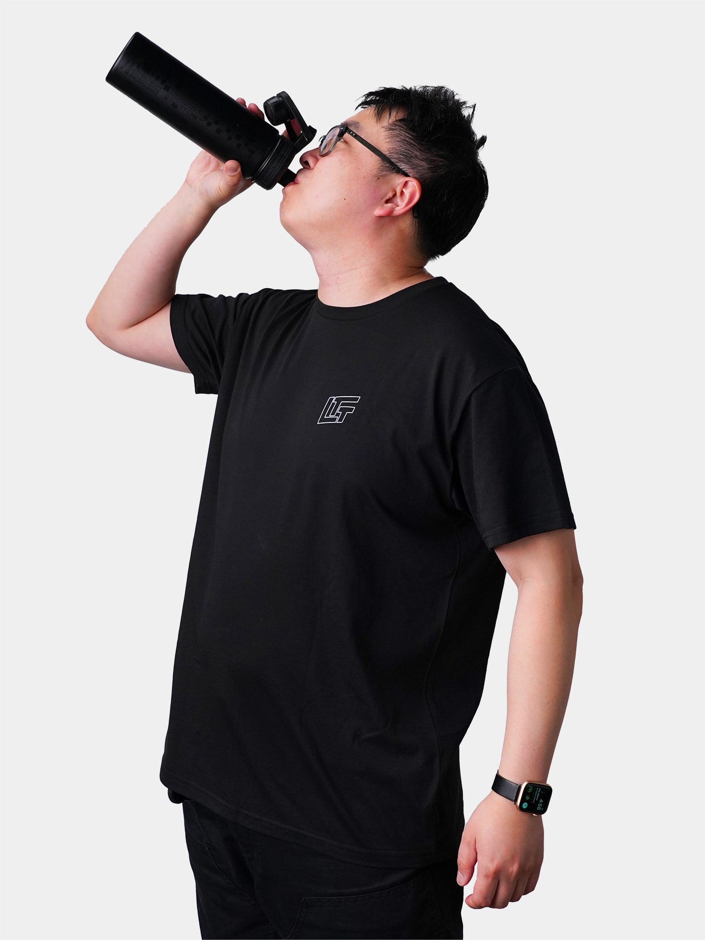 Model: Andy, Size: X-Large, Height: 5’8”/173cm