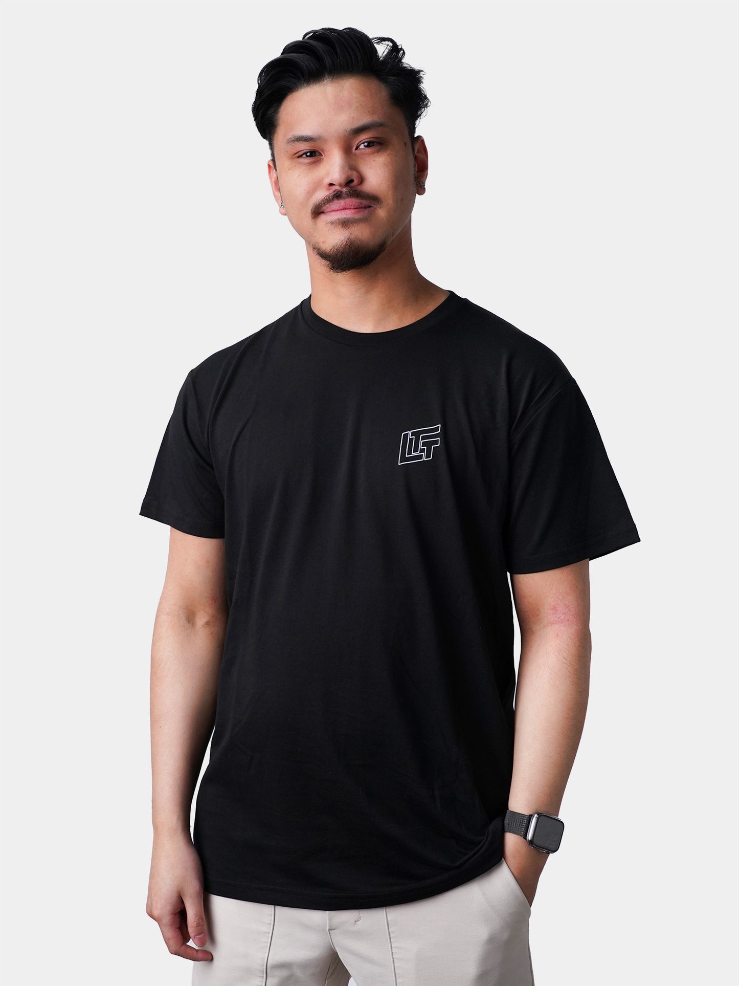 Model: Geoff, Size: Large, Height: 5’8”/173cm