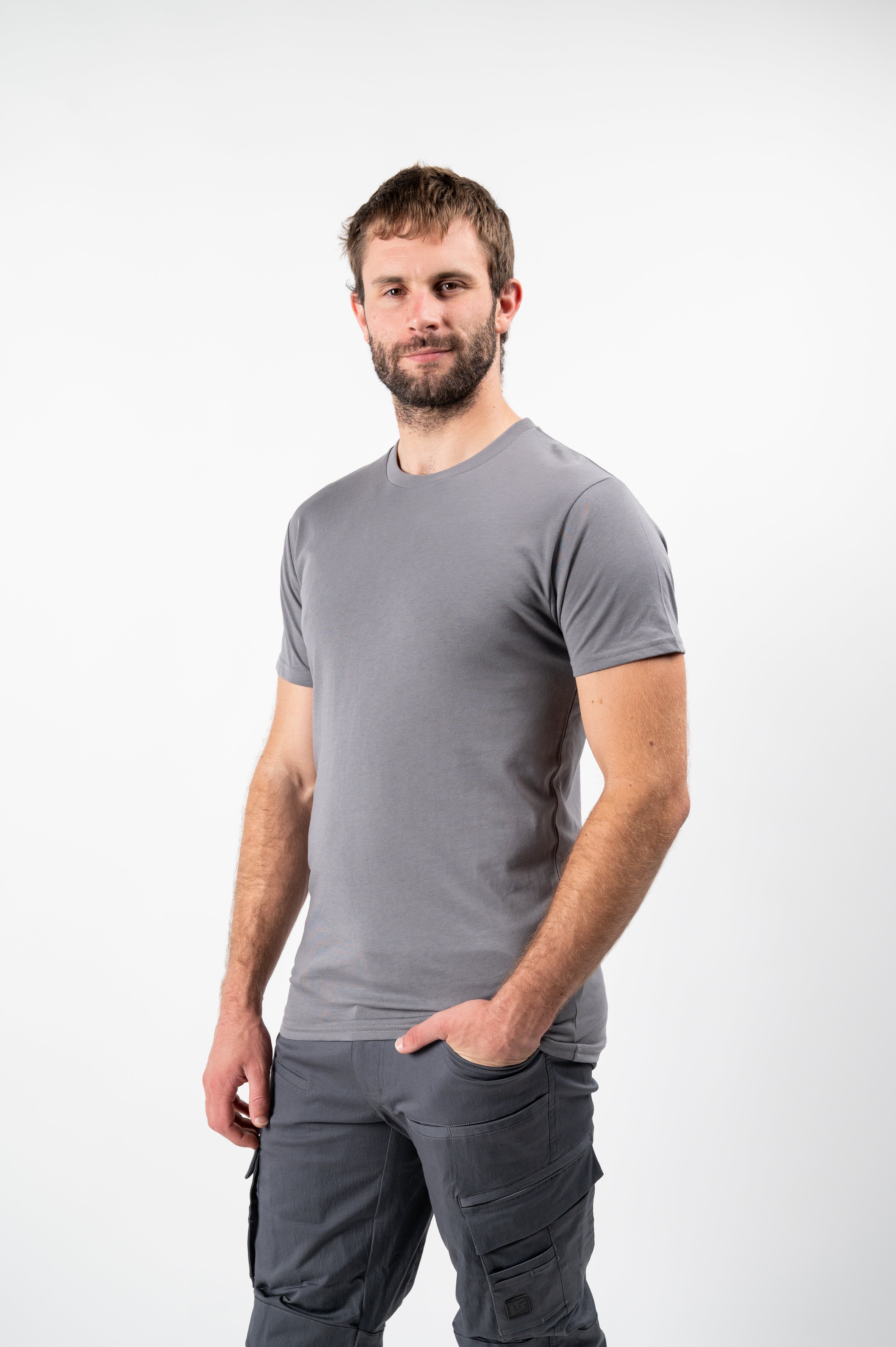 Model: Tynan, Size: Medium, Height: 6’4”/193cm #color_stone