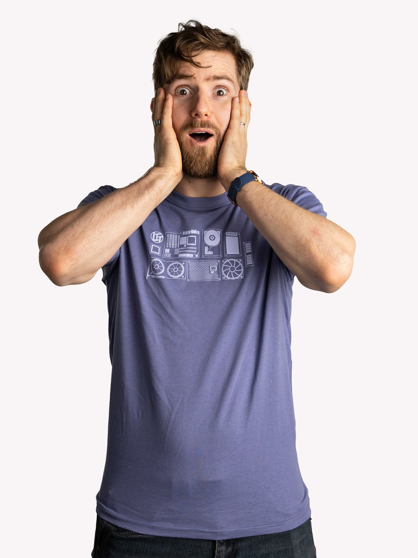 Model: Linus, Size: Medium, Height: 5’6”/168cm