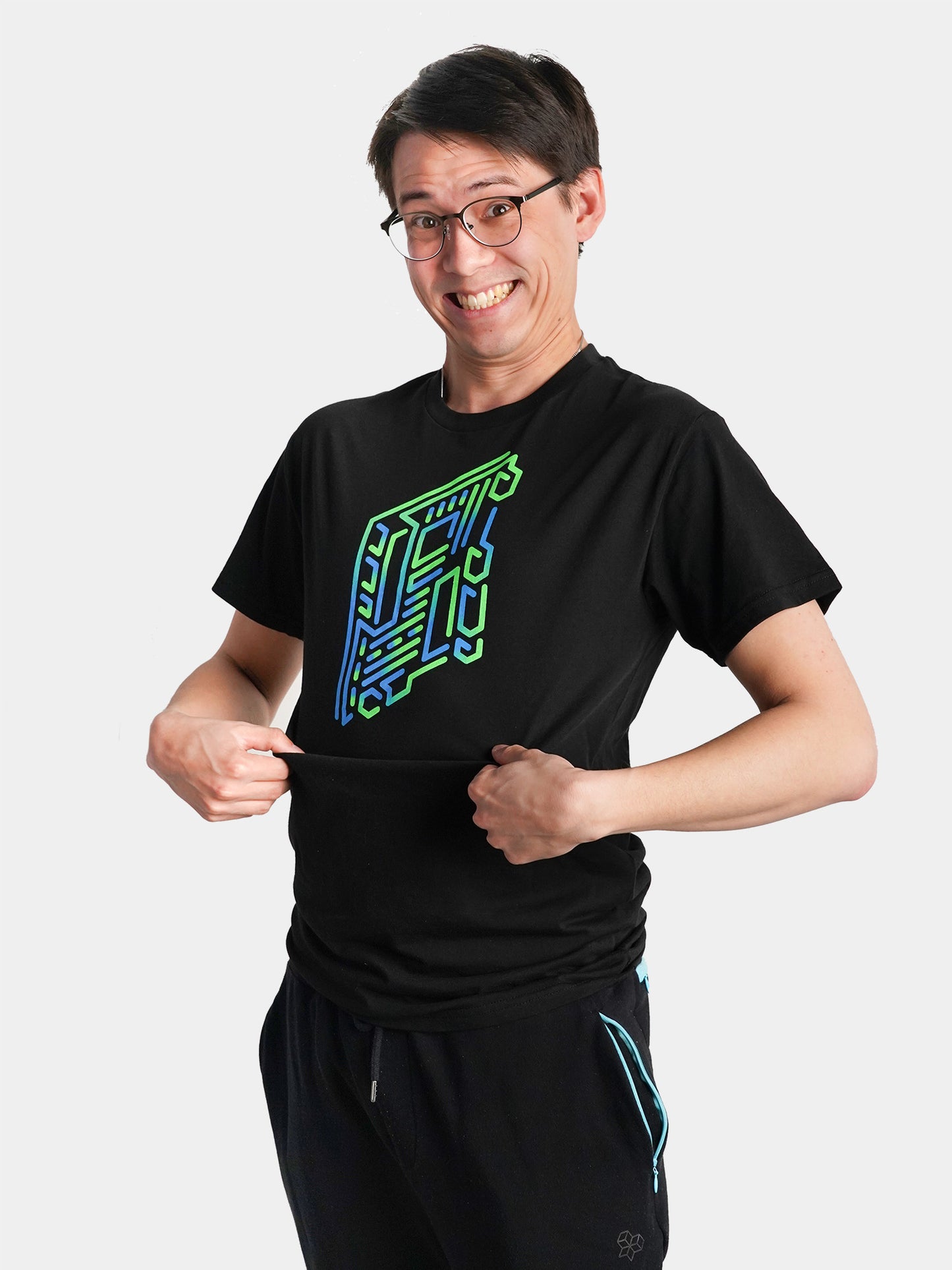 Model: Marcus, Size: Small, Height: 5’6”/168cm