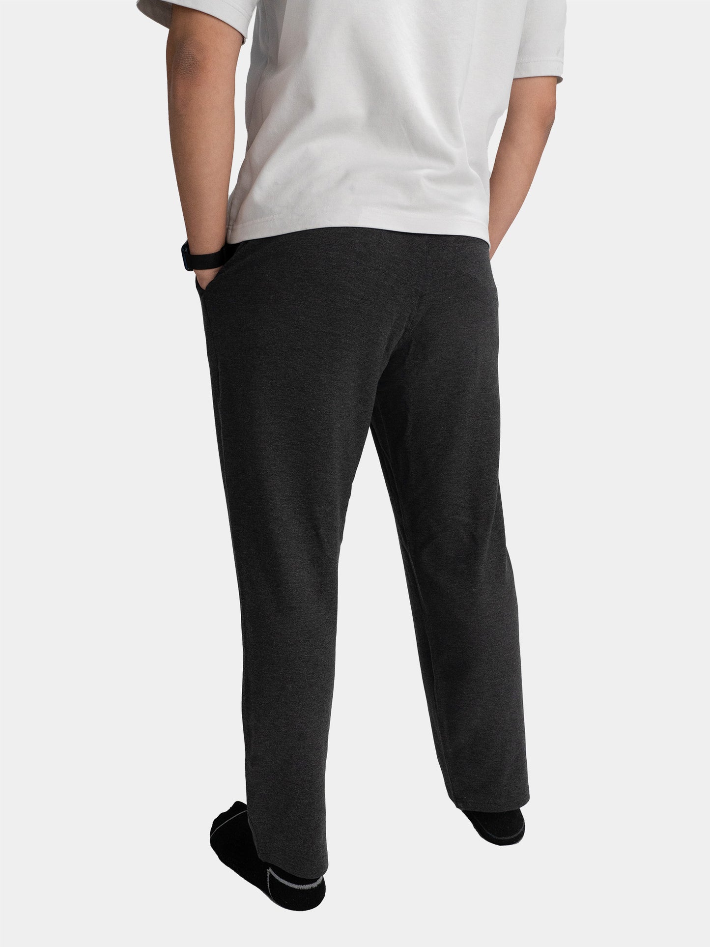 Model: Oliver, Size: Medium / Standard, Height: 5’10”/178cm