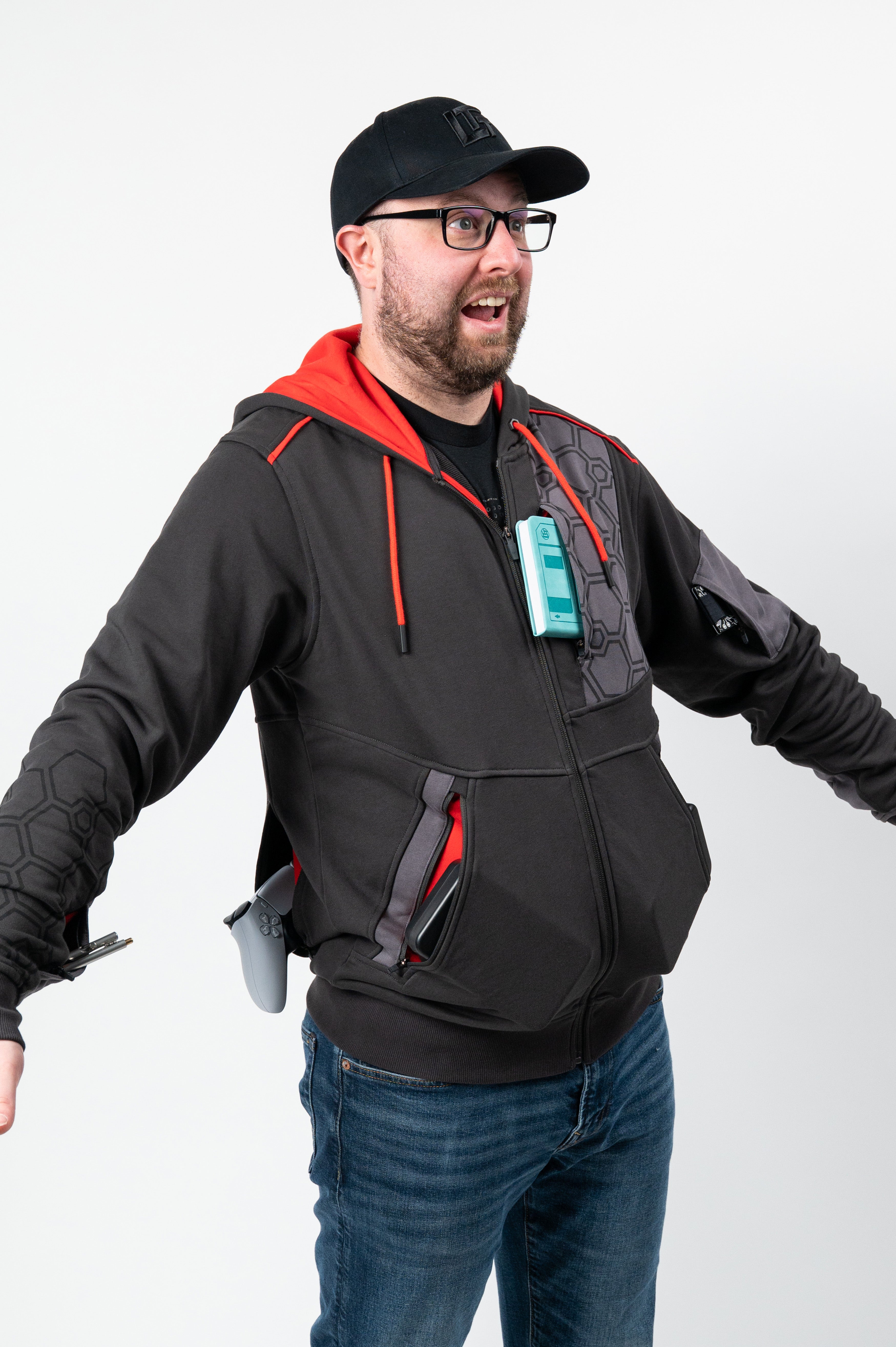 Model: Jamie: Size: Medium, Height: 5’11”/180cm