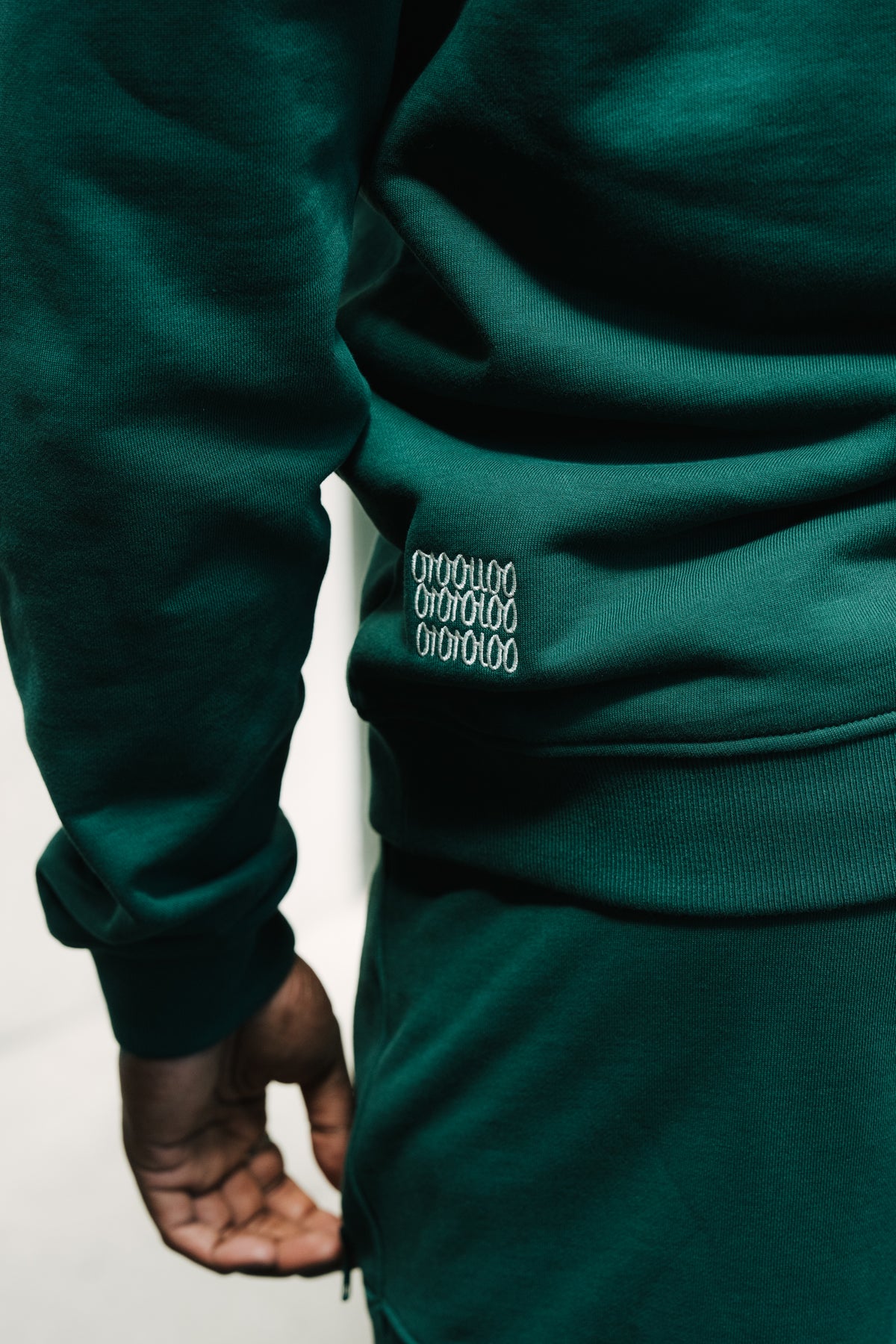 #color_dark green