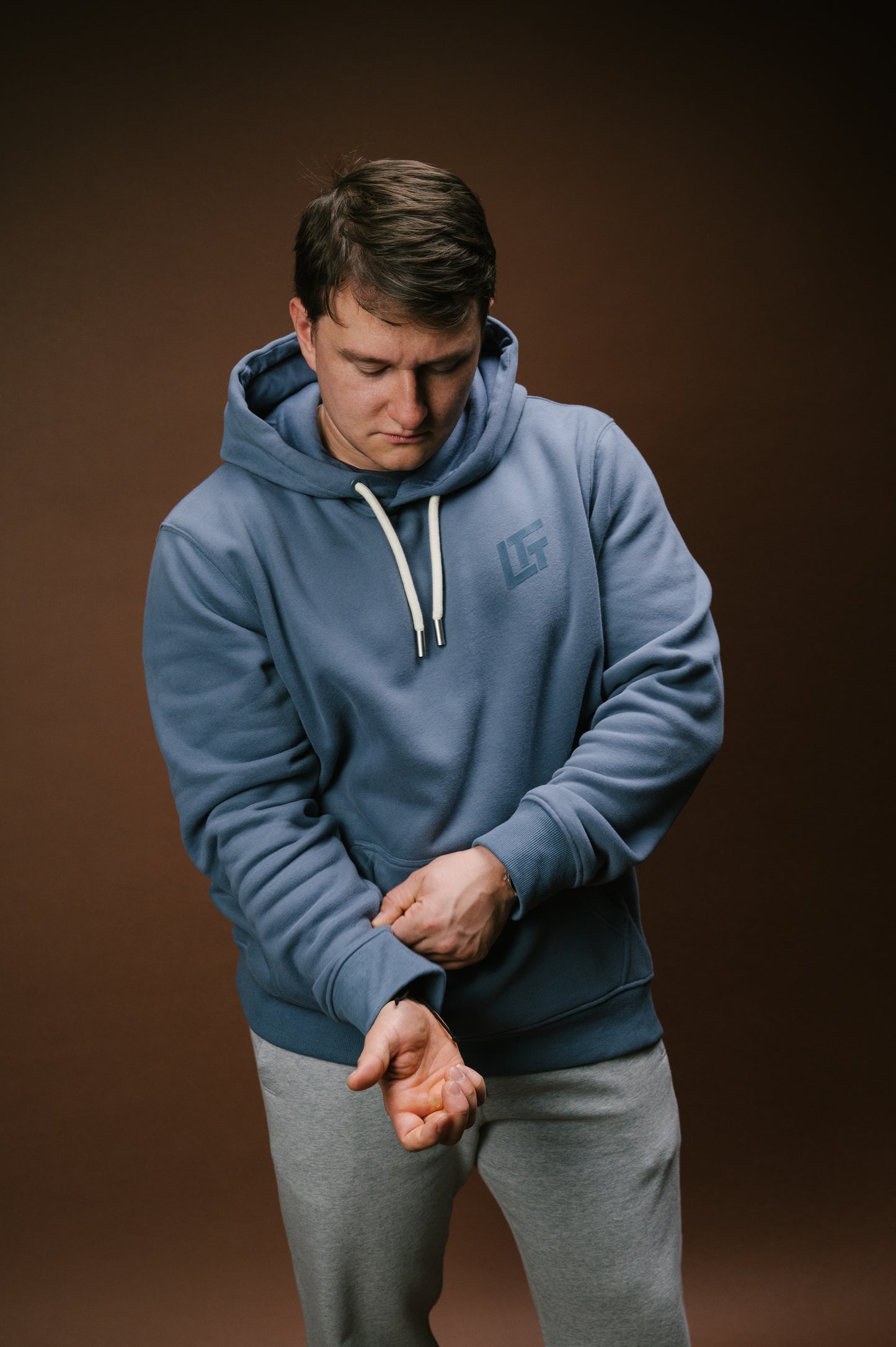 Model: Thomas S, Size: Large, Height: 5’9”/175cm
