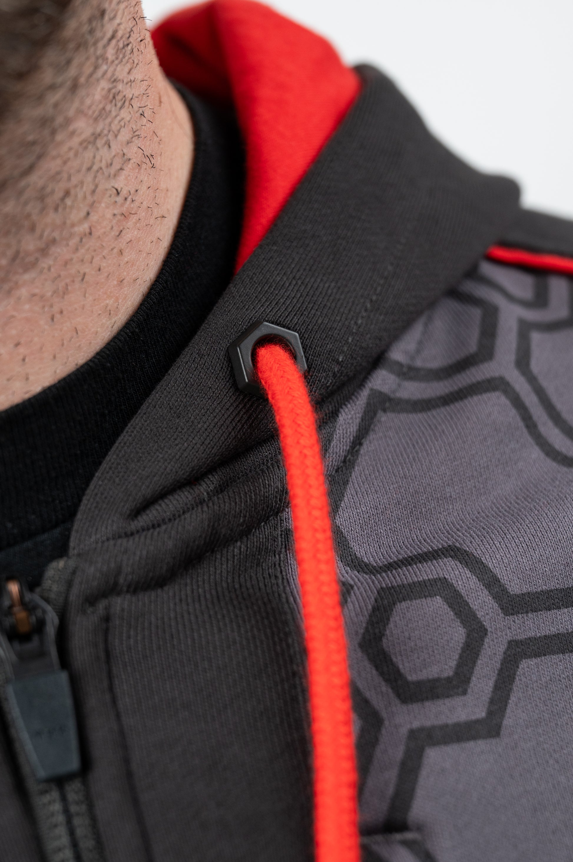 Model: Jamie: Size: X-Large, Height: 5’11”/180cm