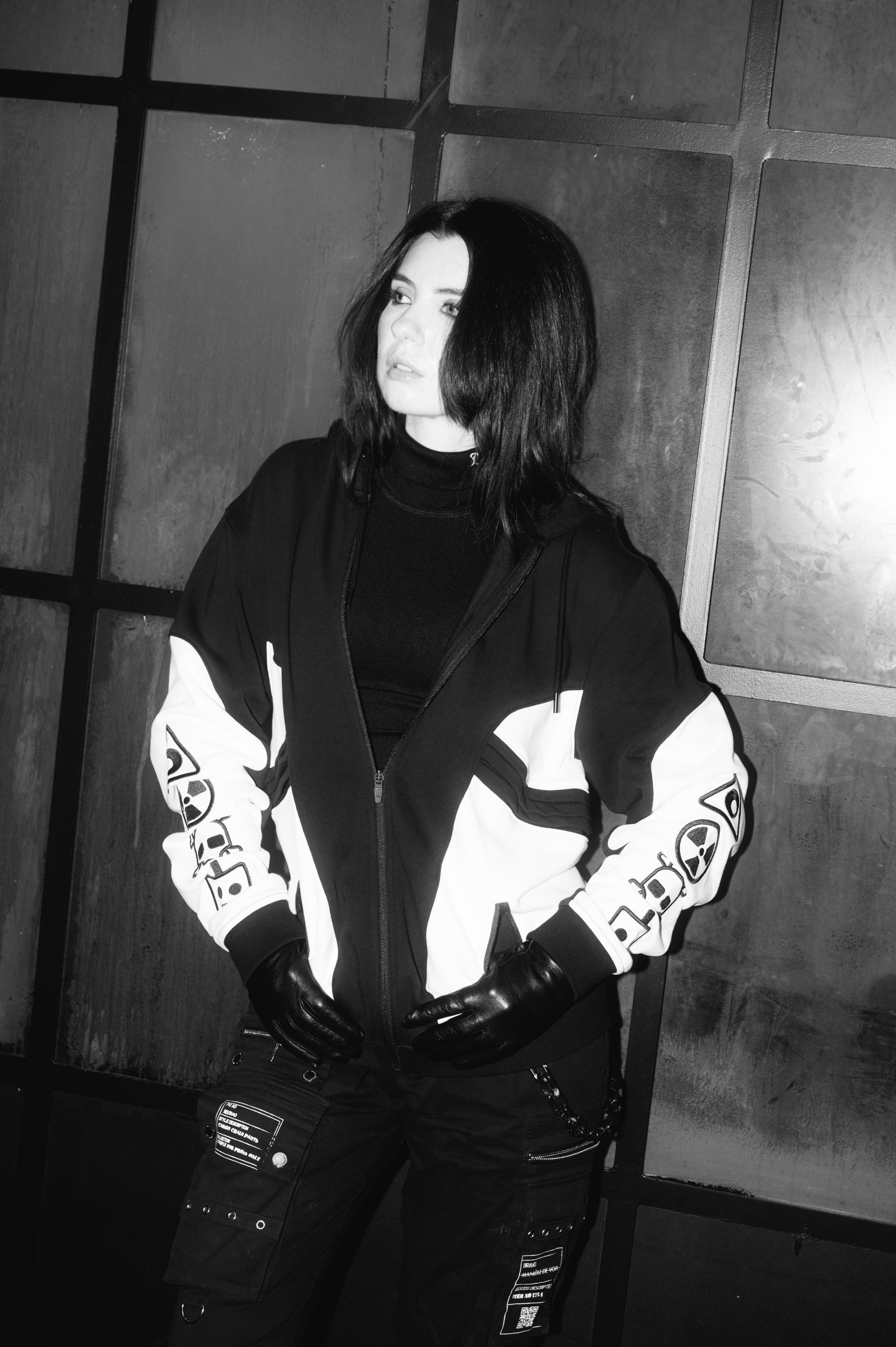 Model: Tatjana, Size: Small, Height: 5’7”/170cm