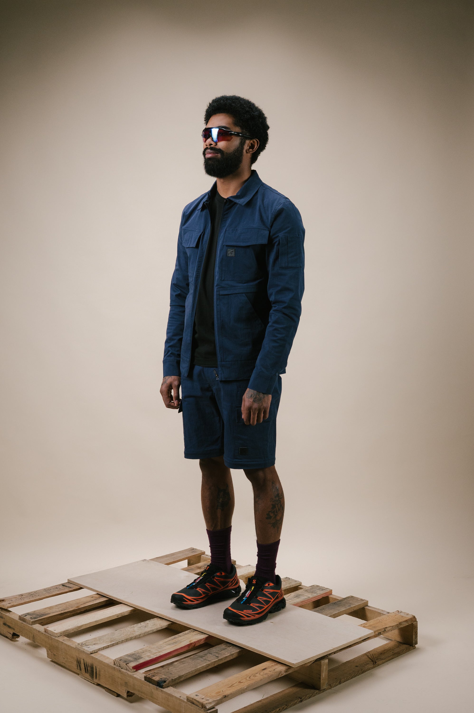 Model: Will, Size: 36", Height: 5’10”/179cm