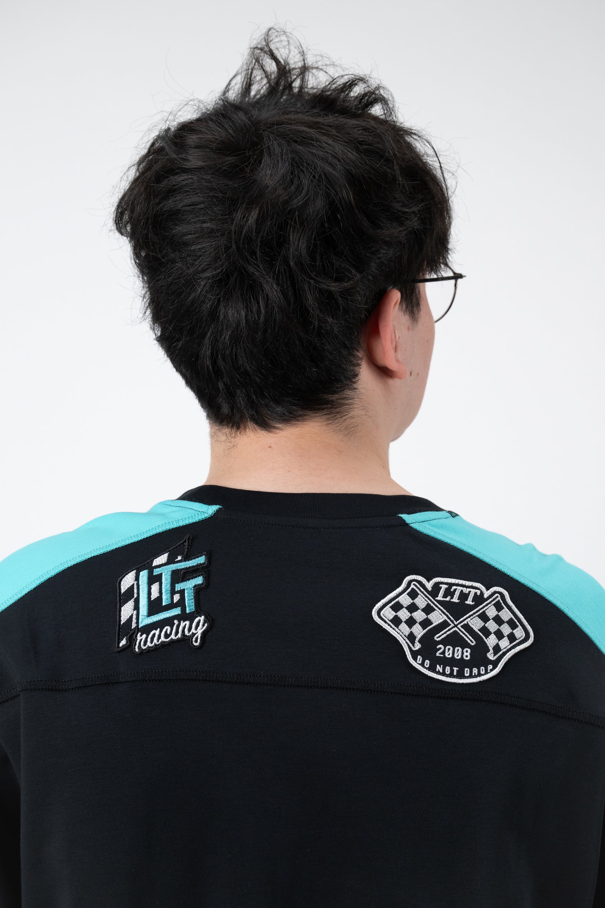 Model: Peter, Size: Large, Height: 5’10”/178cm