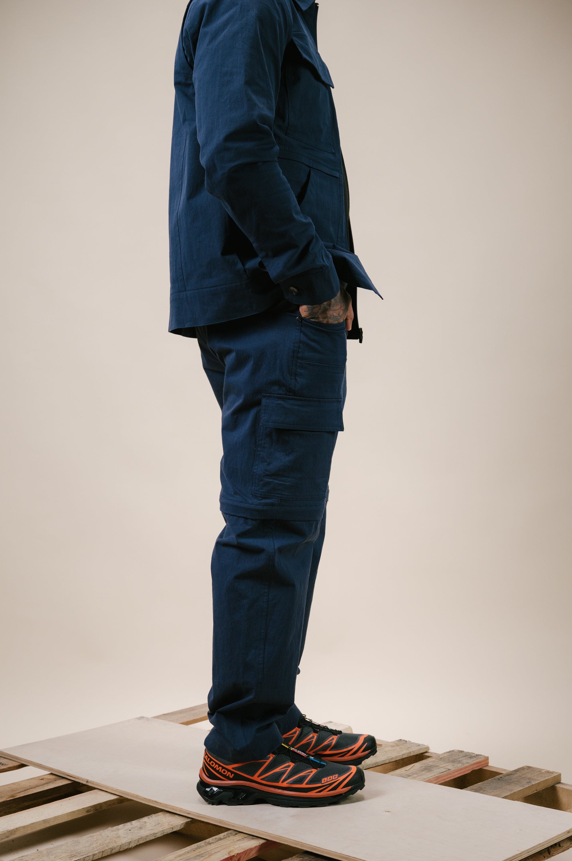 Model: Will, Size: 36", Height: 5’10”/179cm