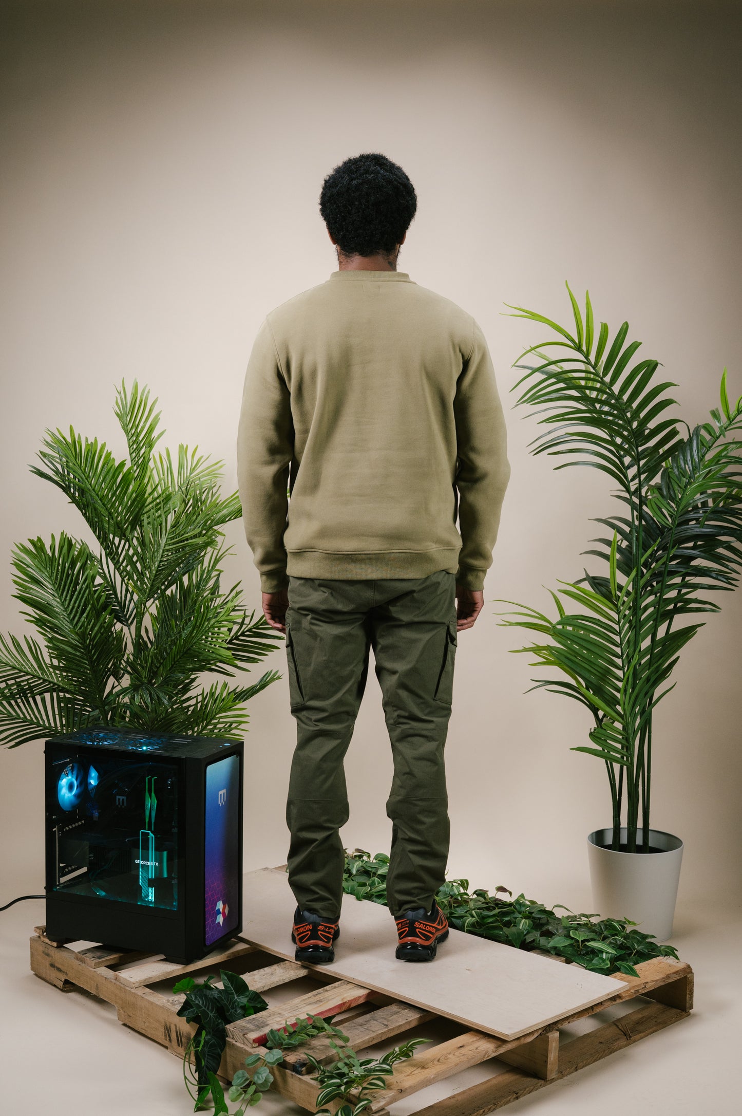 Model: Will, Size: Regular 36", Height: 5’10”/179cm