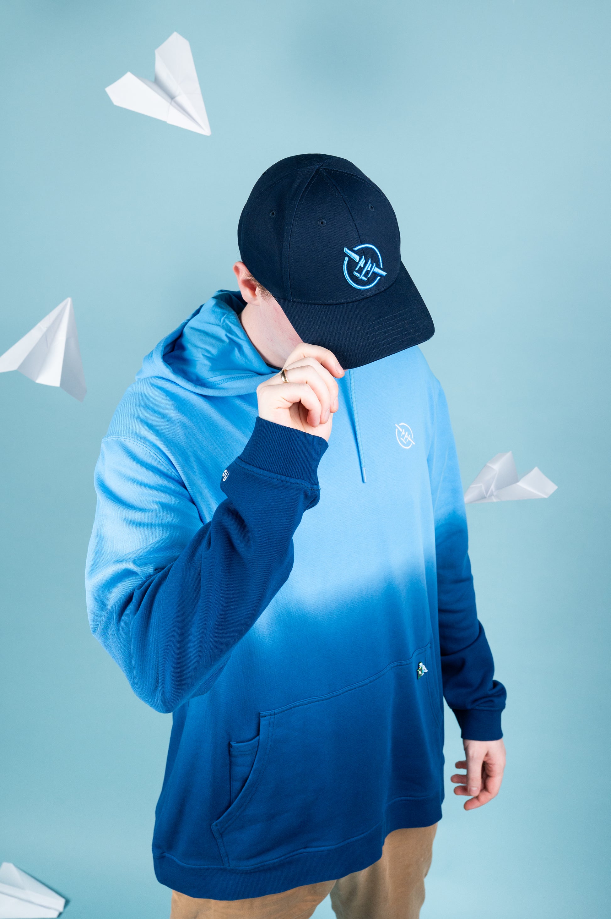 Model: Konrad, Size: Medium