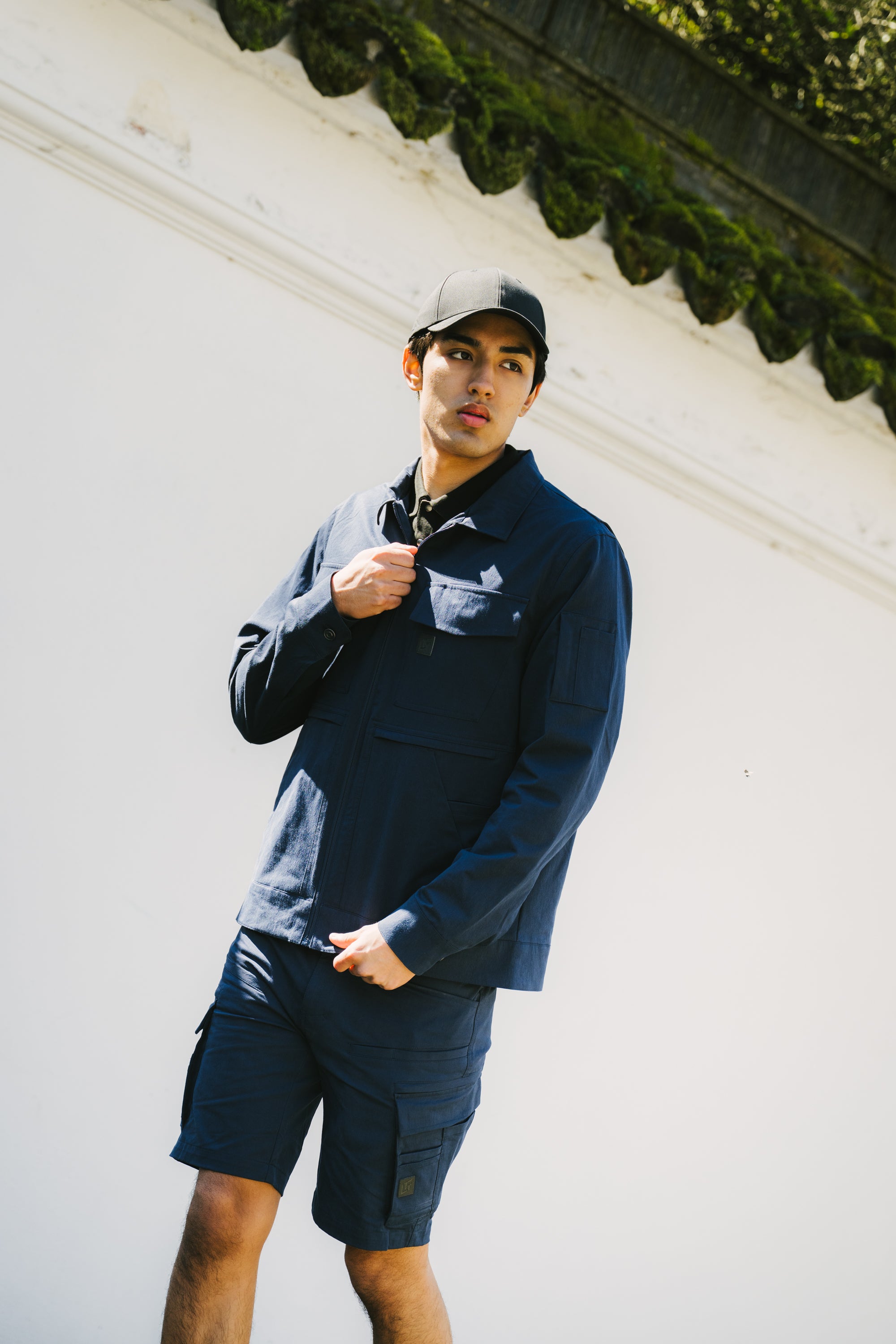 Model: Vikram, Size: Large, Height: 6’2 ¾” /190cm