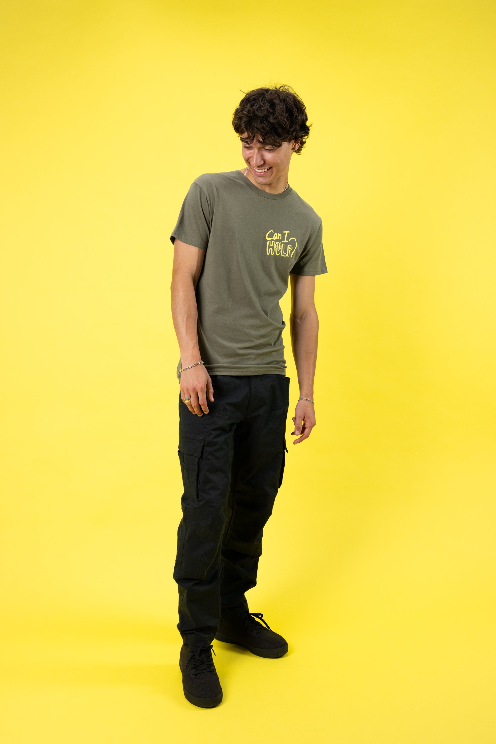 Model: Mateo, Size: Medium, Height” 6’1”/185cm