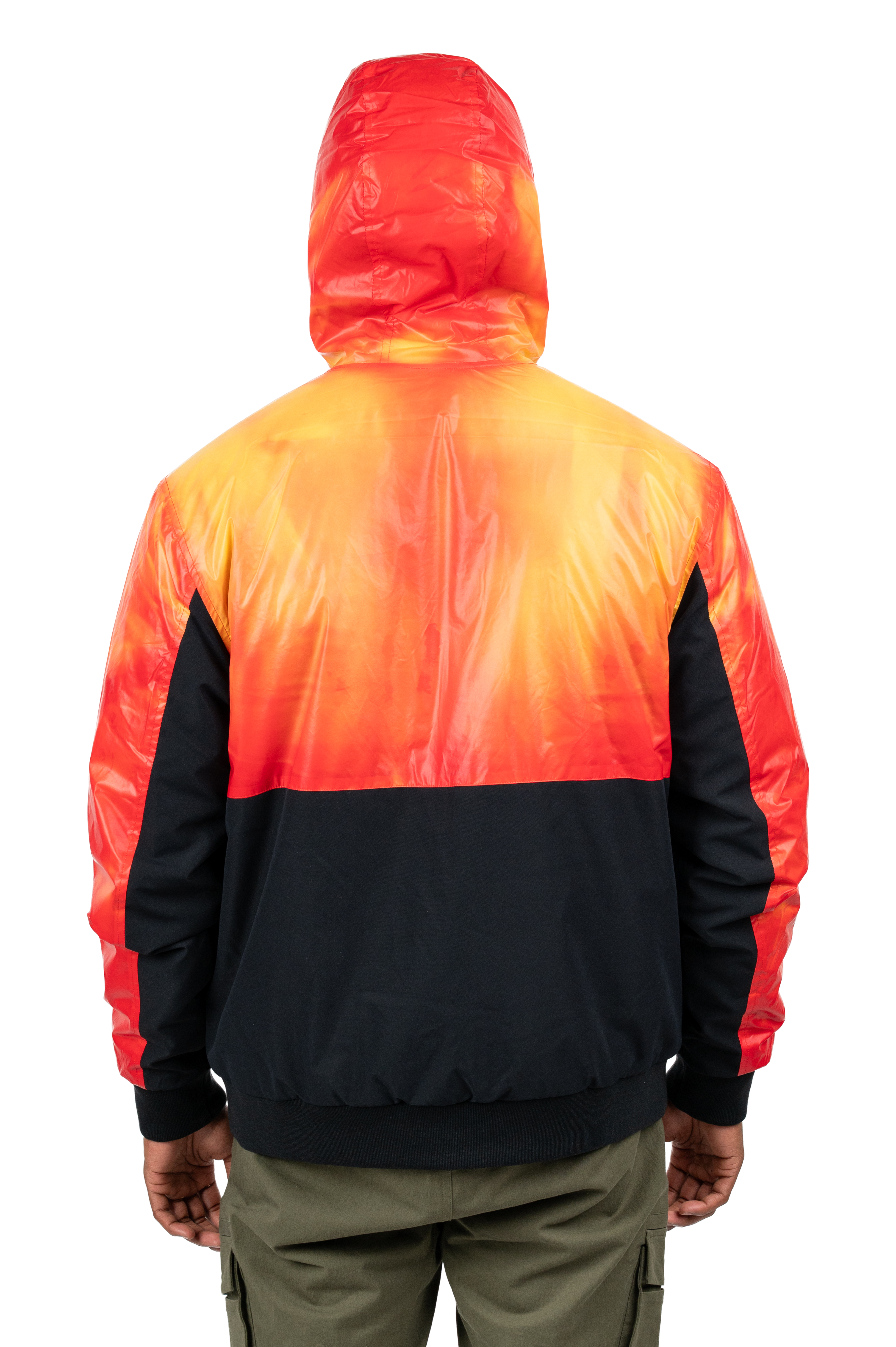 Model: Will, Size: Medium, Height: 5’10”/179cm