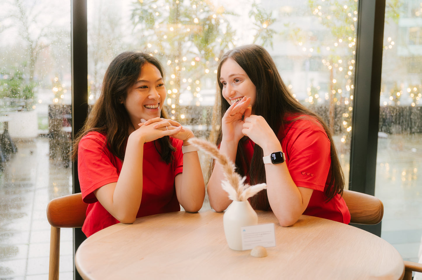 Model: Nicole A, Size: Small, Height: 5’0”/152cm, Model: Ariana, Size: Small, Height: 5’3”/160cm