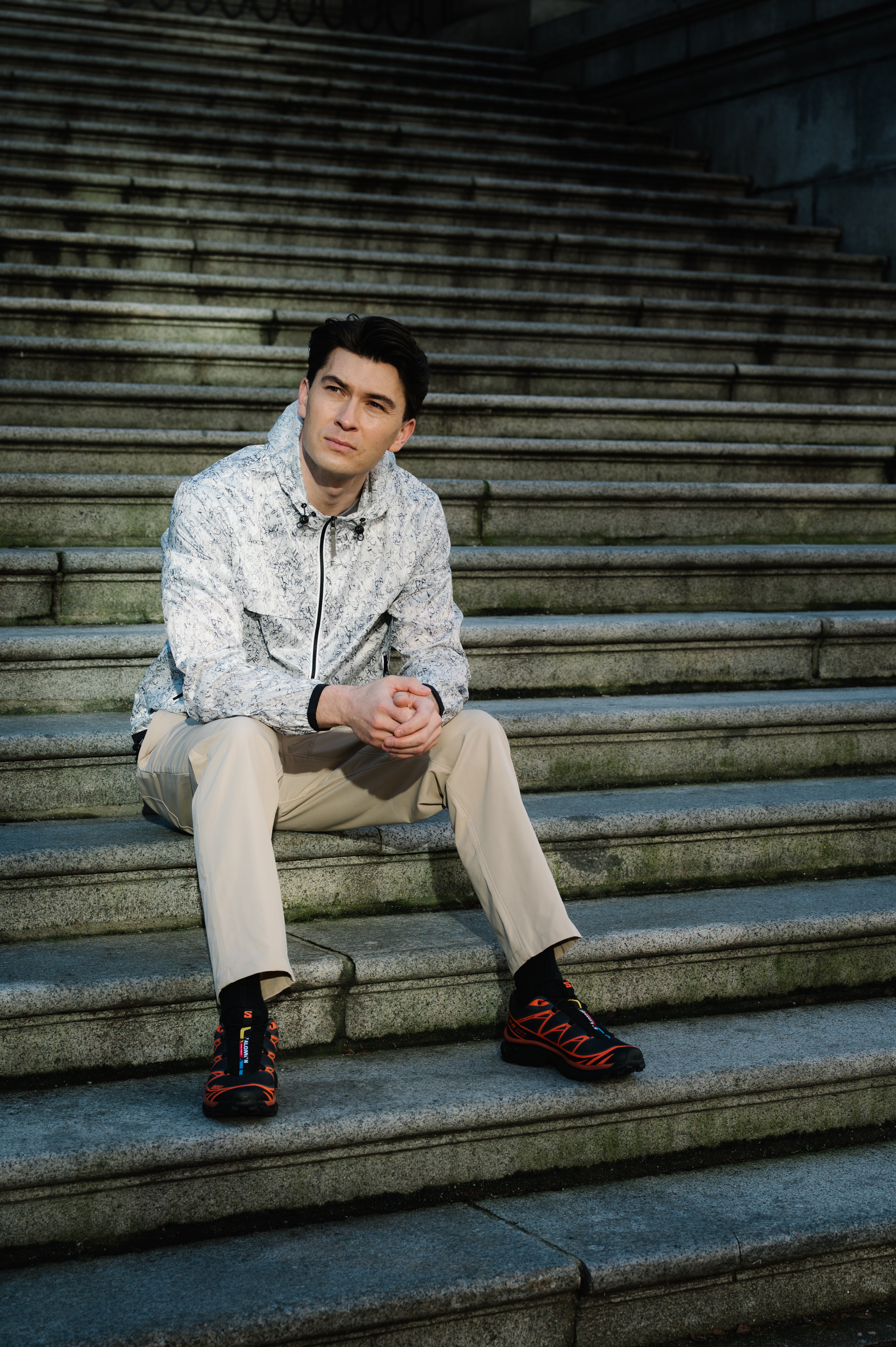 Model: Andy O, Size: 32" Regular, Height 6’/183cm