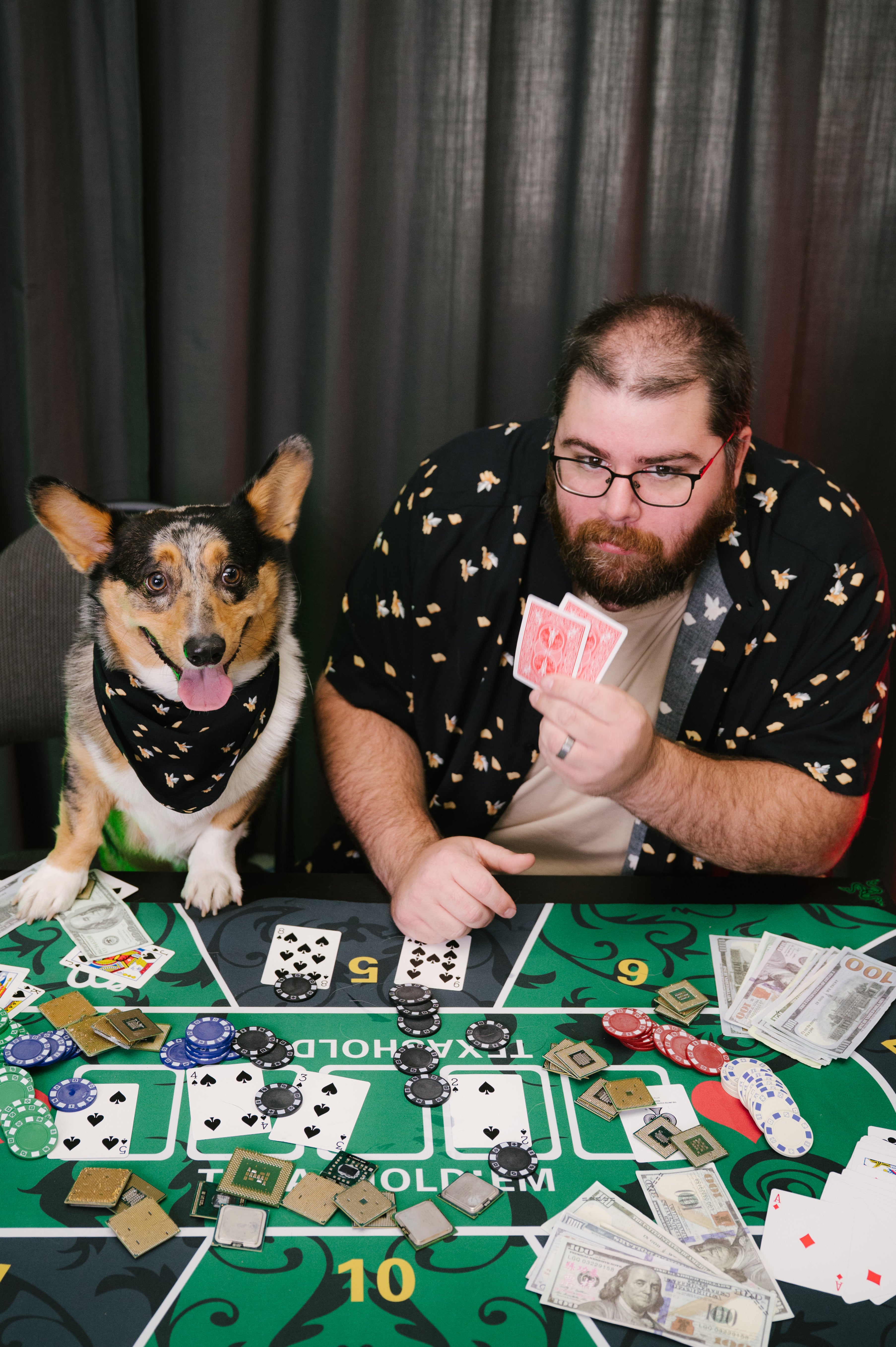 Model: Alex D, Size: XXX-Large, Height: 6’2”/188cm