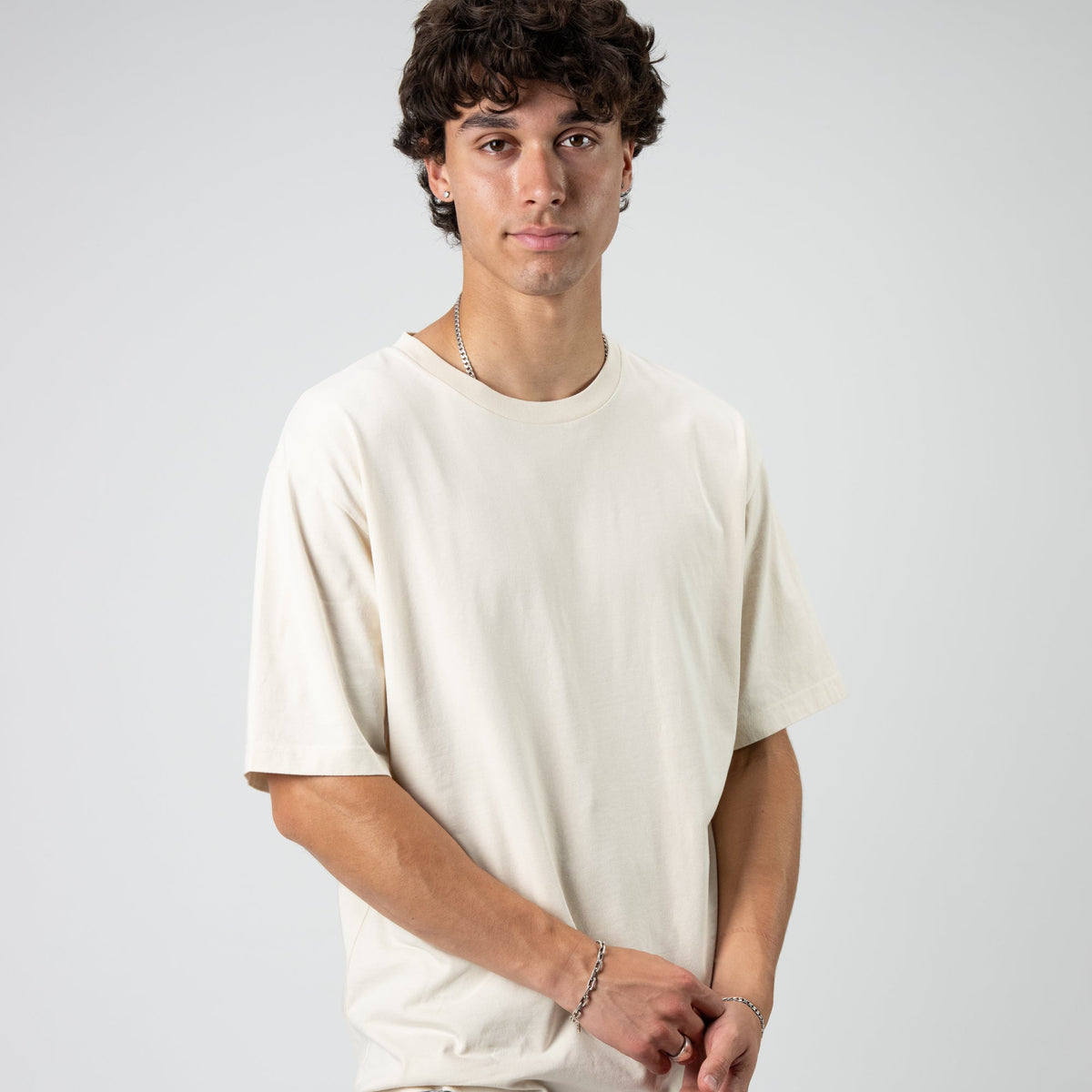 Model: Mateo, Size: Medium, Height: 6'1½"
#color_whitecap