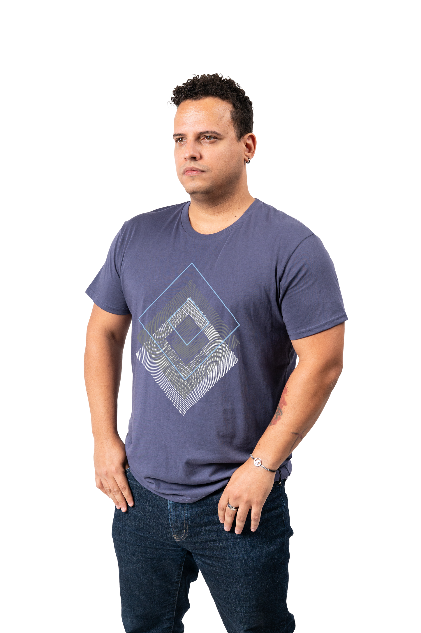 Model: Ricardo, Size: X-Large, Height: 5'9”/180cm