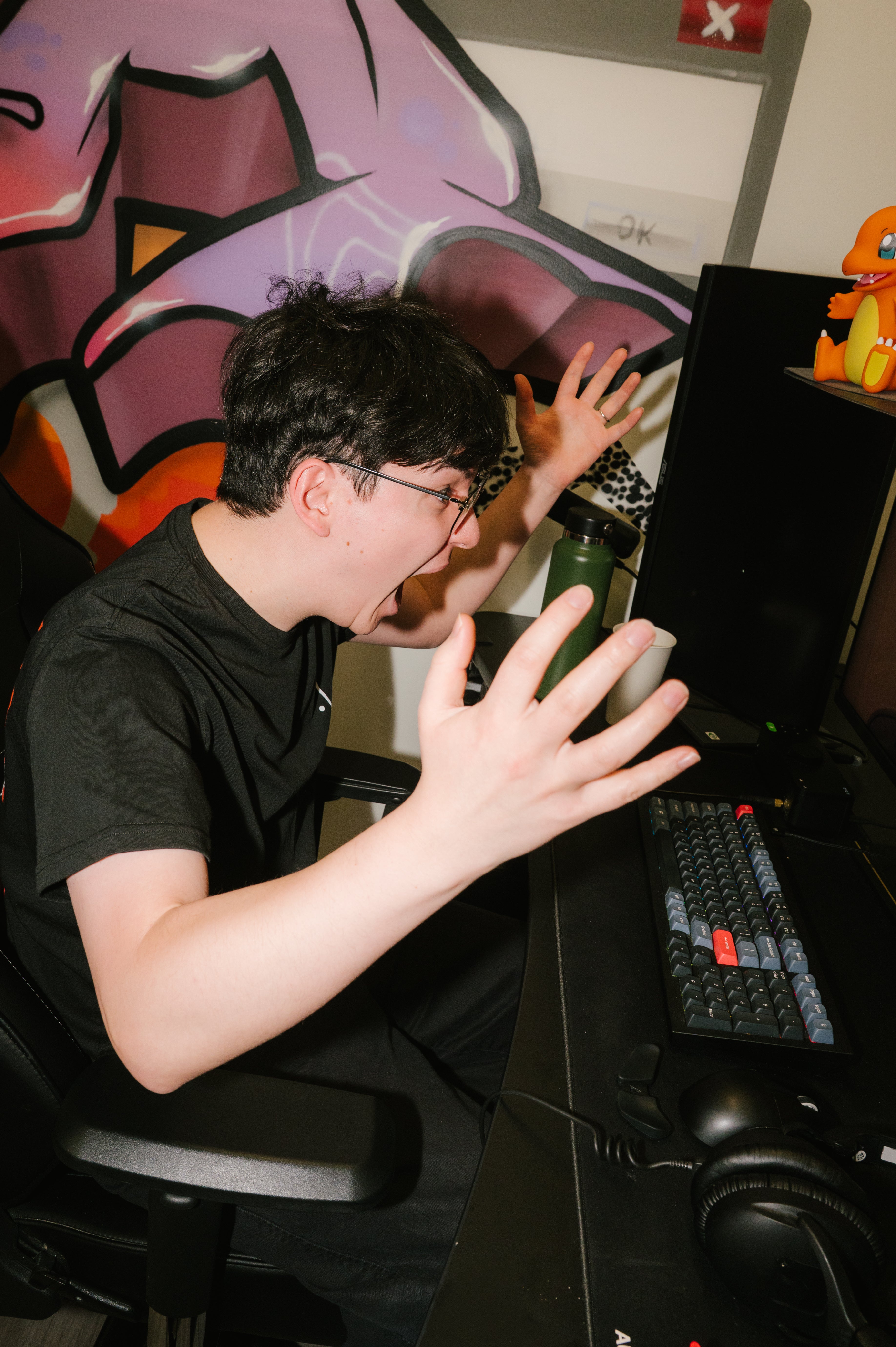 Model: Peter, Size: Large, Height: 5’10”/178cm