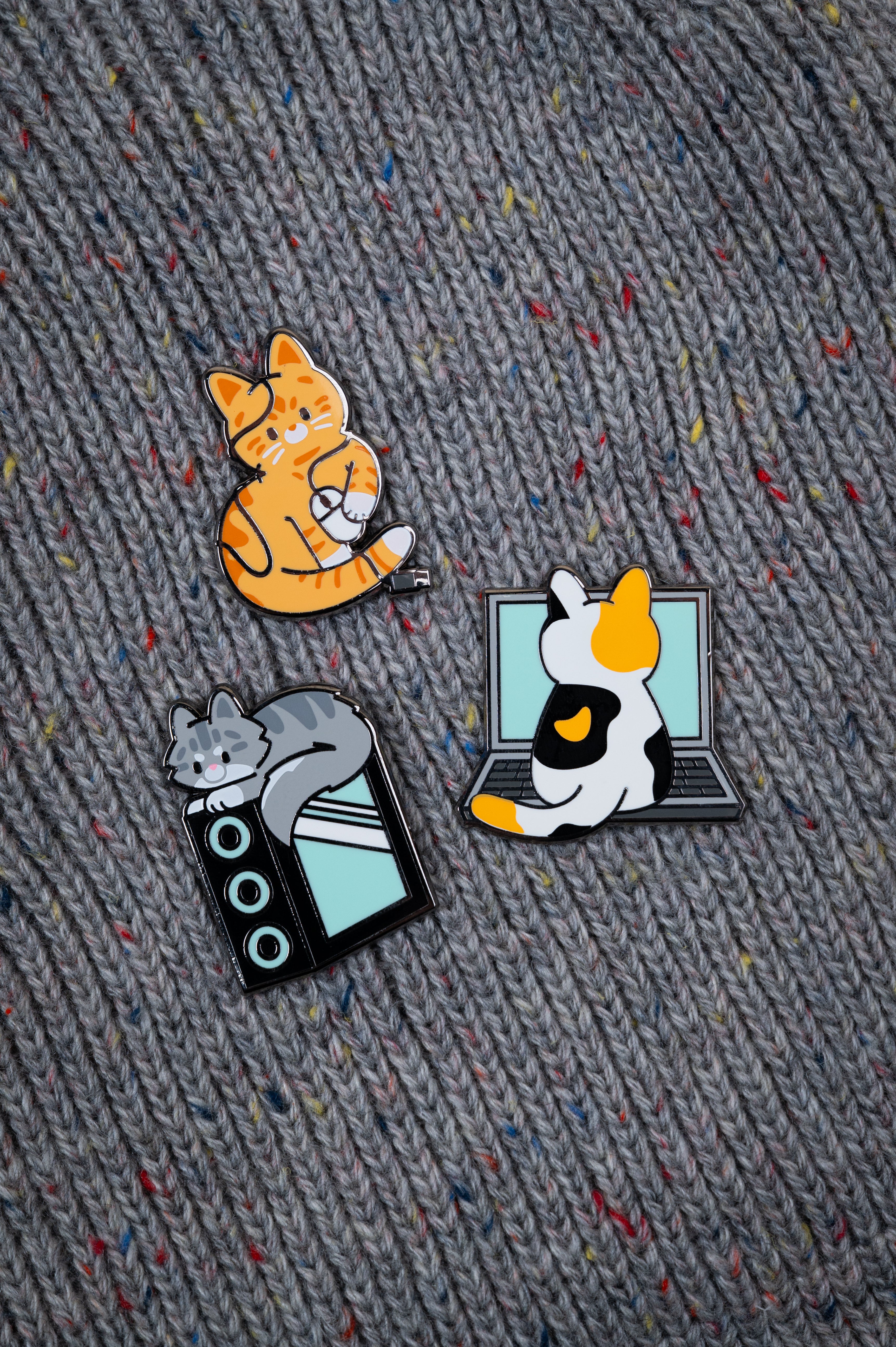 Pins - Linus Cat Tips