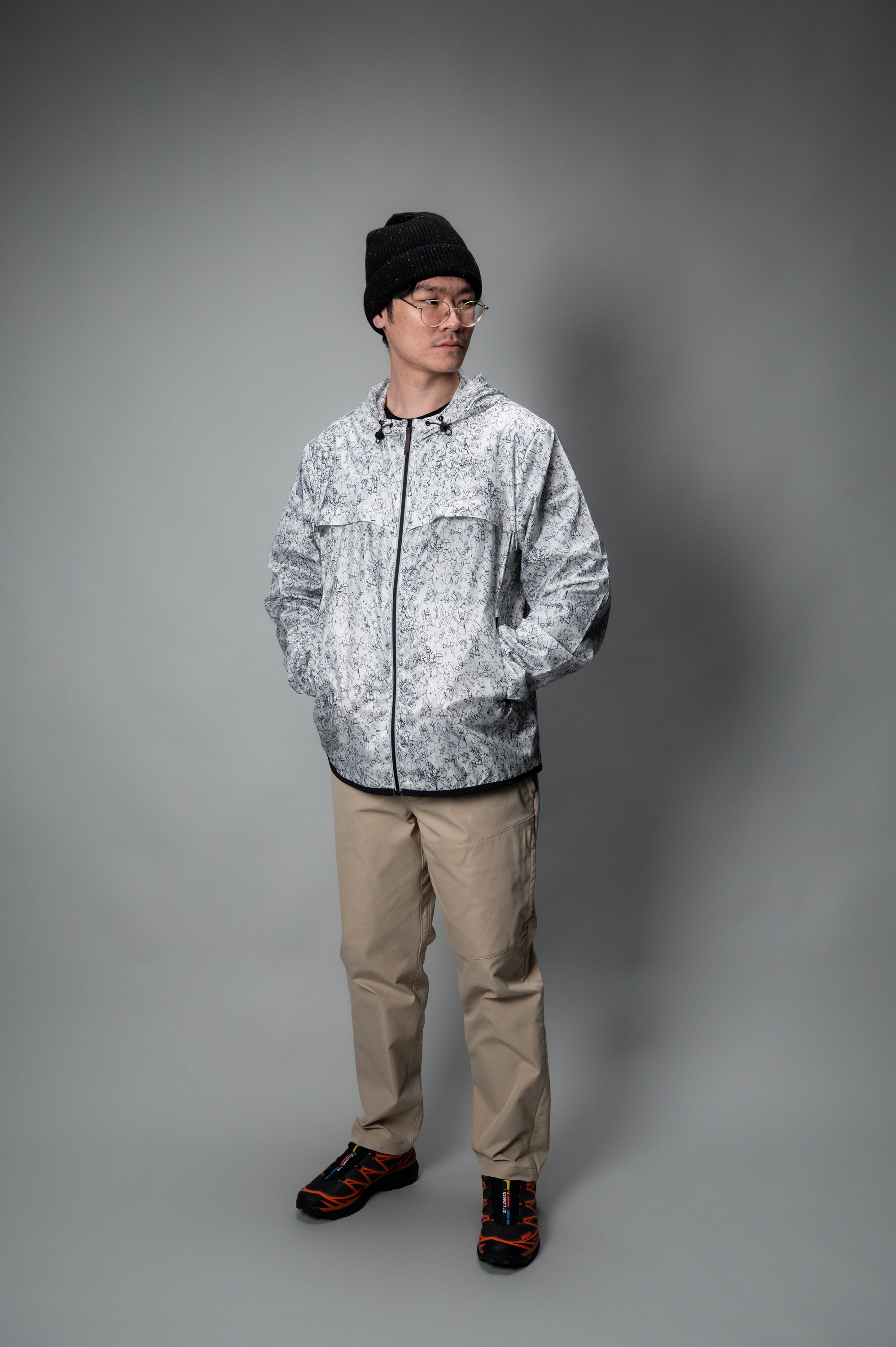 Model: Victor, Size: Medium, Height: 6’/183cm