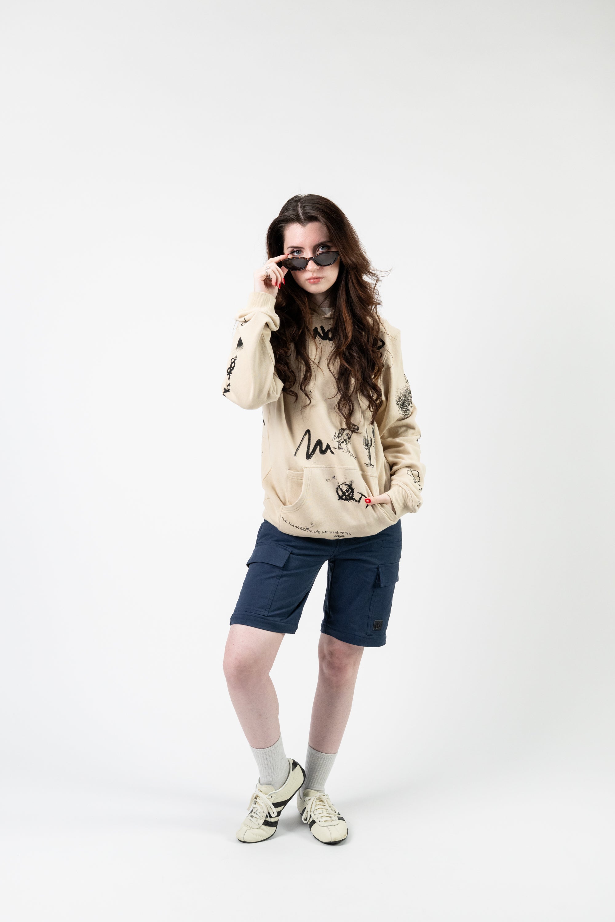 Model: Tatjana, Size: Small, Height: 5’7”/170cm