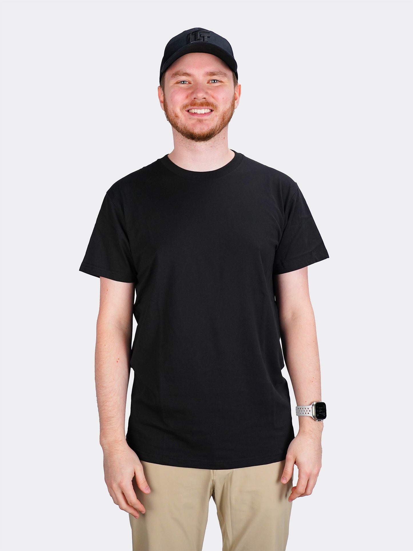 Model: Chewy, Size: Tall Medium, Height: 6’2”/188cm