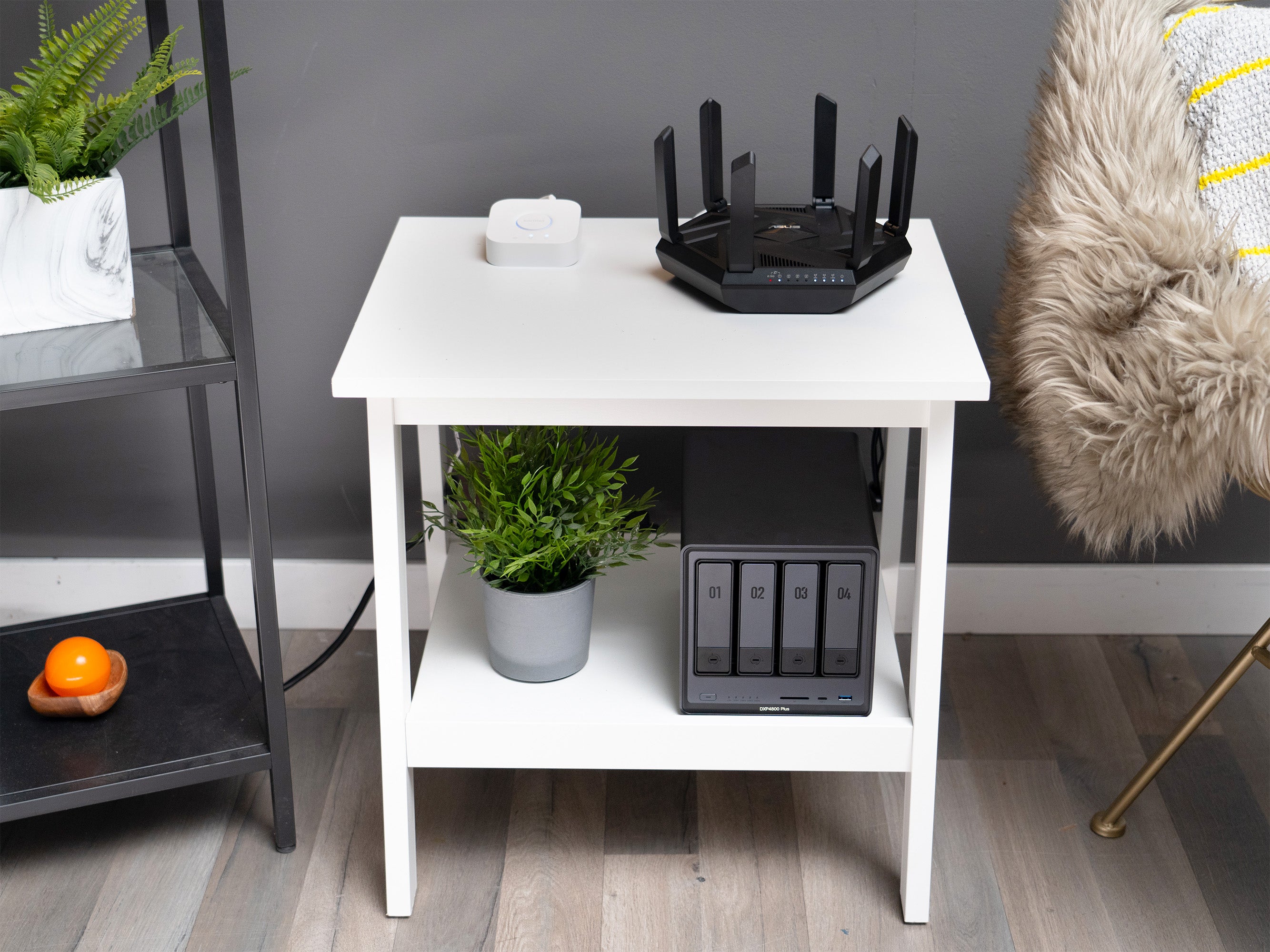 Magnetic Cable Management - Arch Home Solution