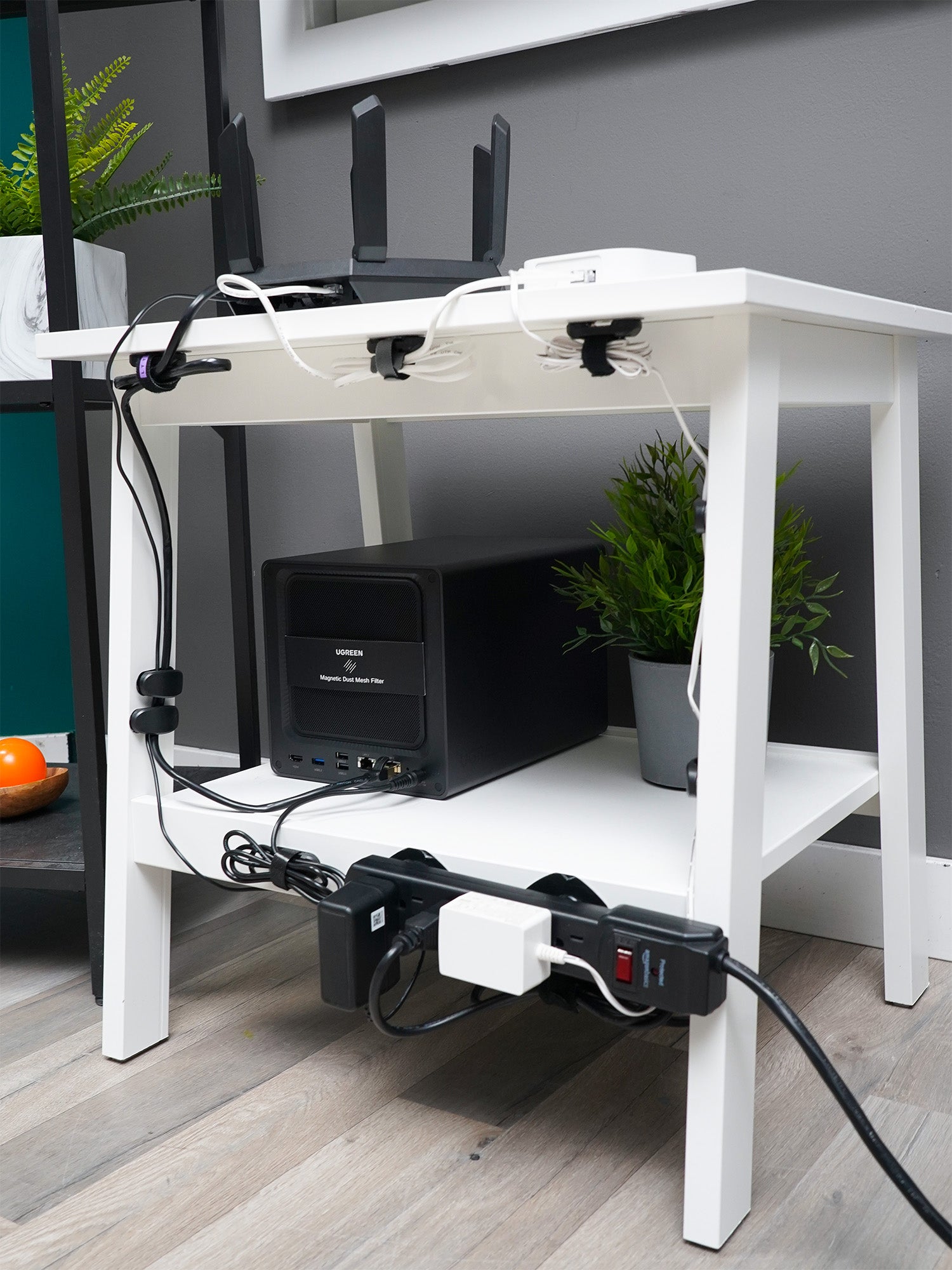 Magnetic Cable Management - Arch Home Solution