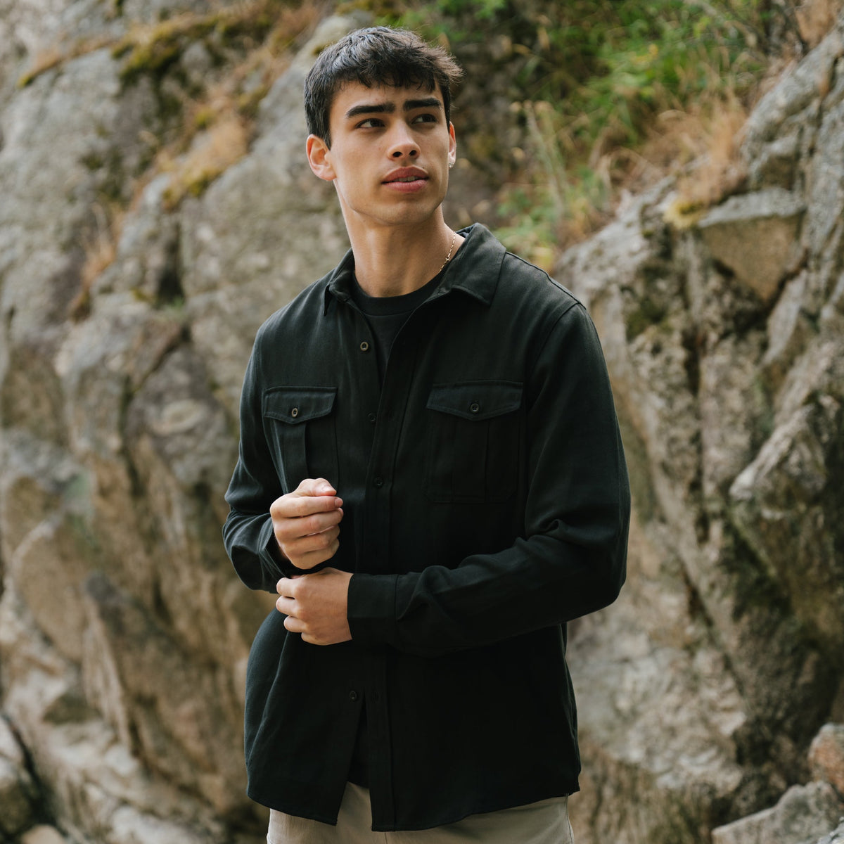 Model: Kai, Height: 6’2”, Size: Medium
