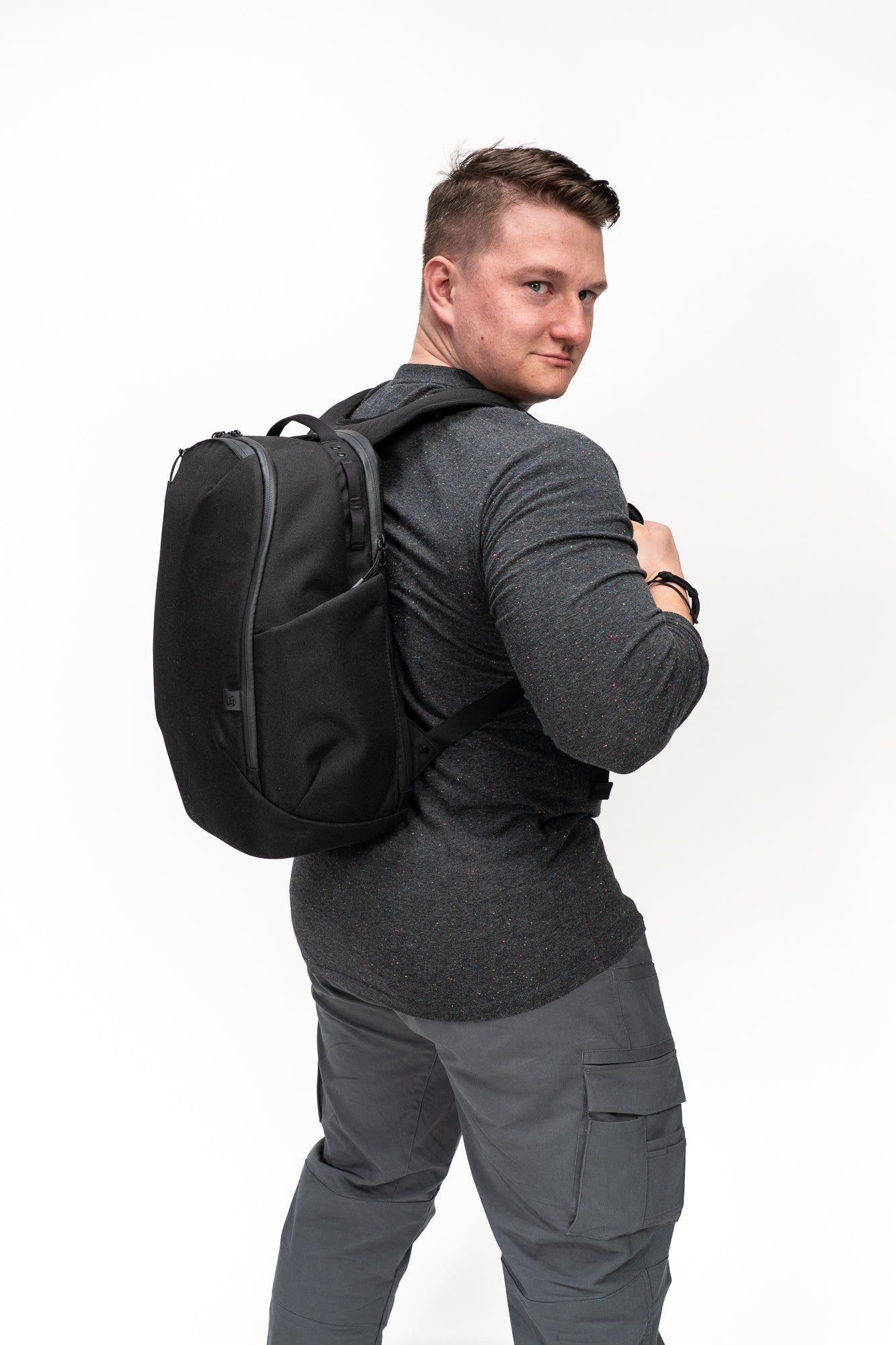Commuter Backpack 20L with 19 Pockets | LTTStore