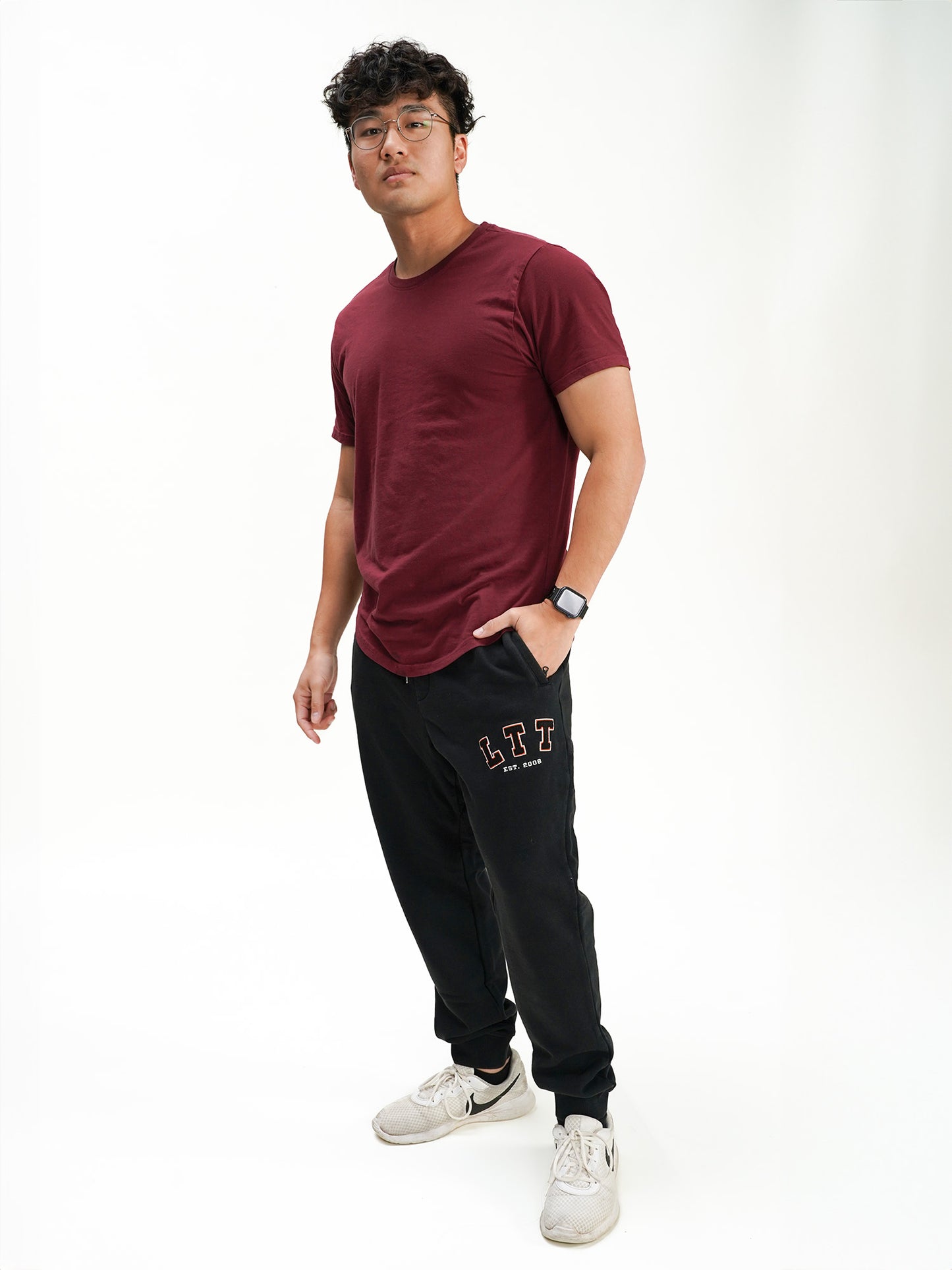 Model: Oliver, Size: Large / Standard, Height: 5’10”/178cm