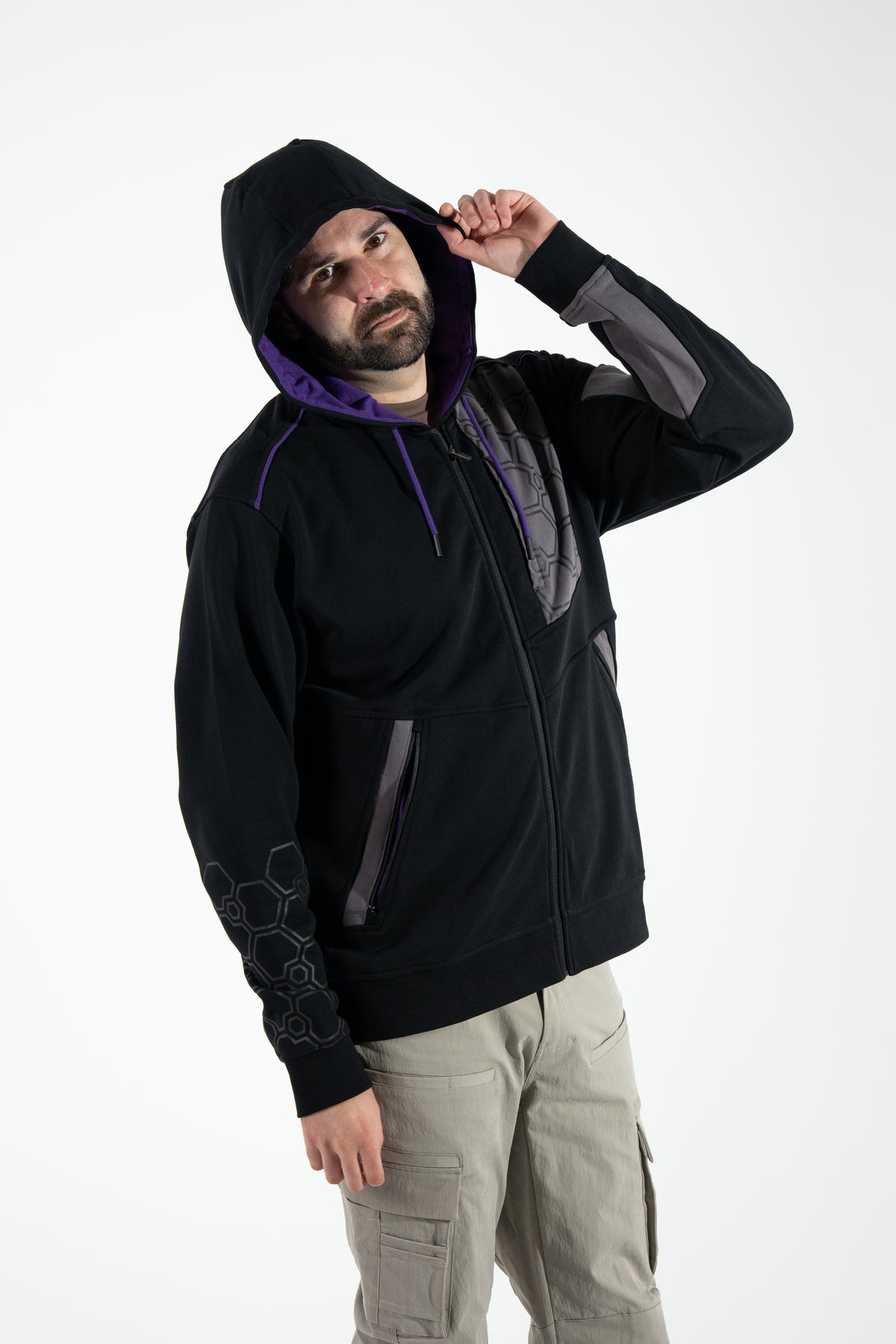 Model: Dan, Size: Medium/Tall, Height: 6’2”/188cm 