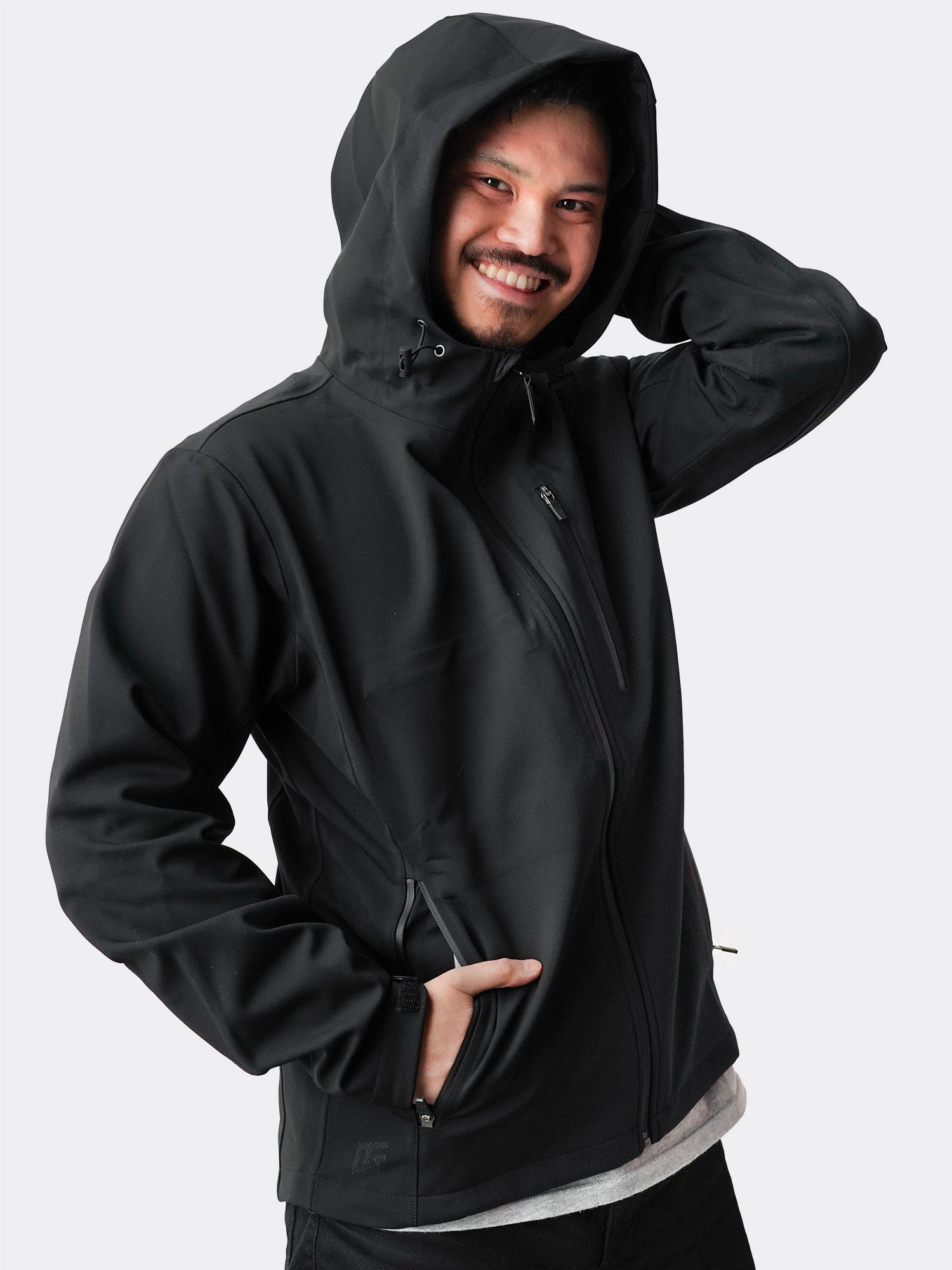 Model size: Large, Height: 5’8”/173cm