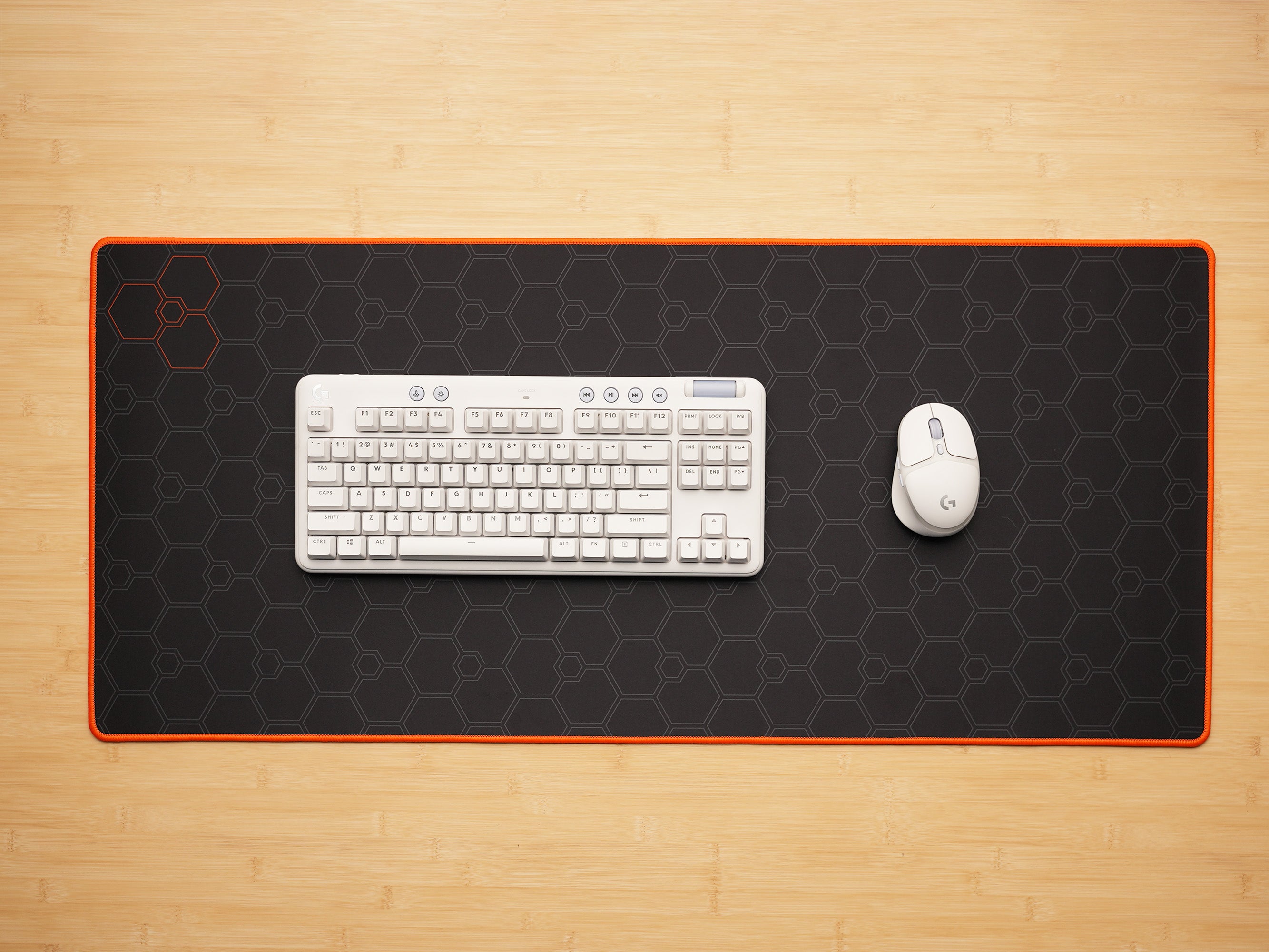 LTT WAN Desk Pad