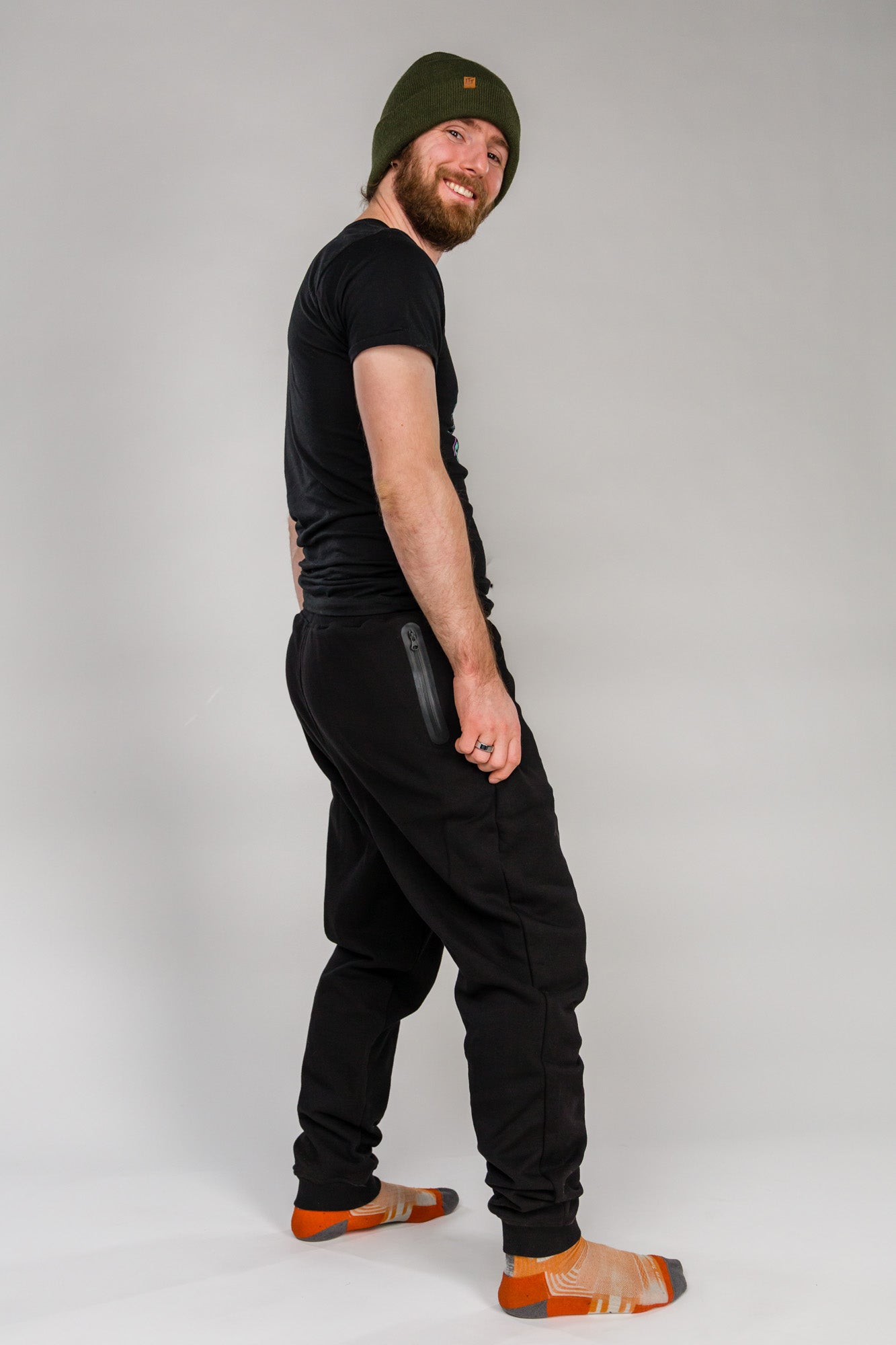 Model: Linus, Size: Small / Mid-length, Height: 5’6”/168cm