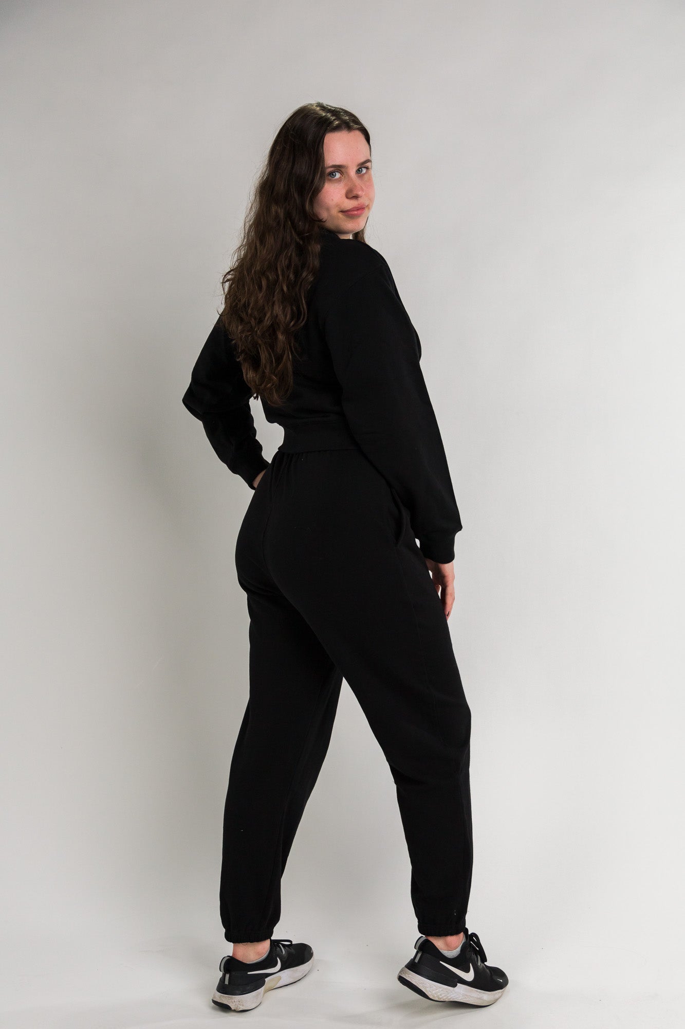 Model: Sarah, Size: Small, Height: 5’8”/173cm