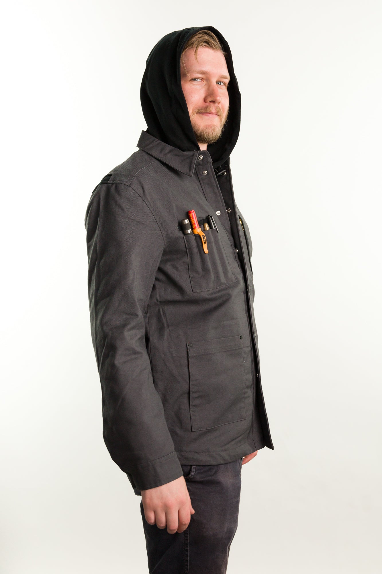 Model: Alex C, Size: Medium, Height: 6’/183cm